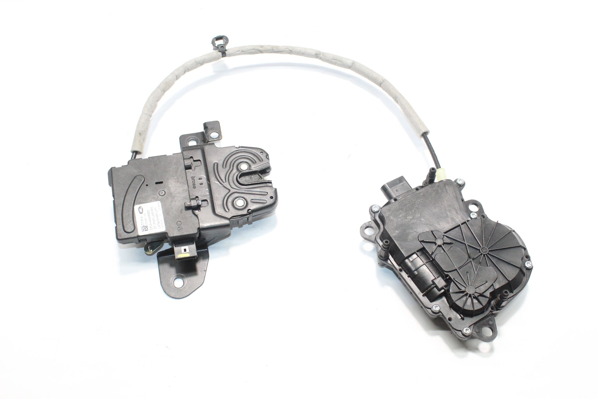 2014 RANGE ROVER VOGUE L405 Right side Tailgate Lock Actuator CPLA-404C10-BB