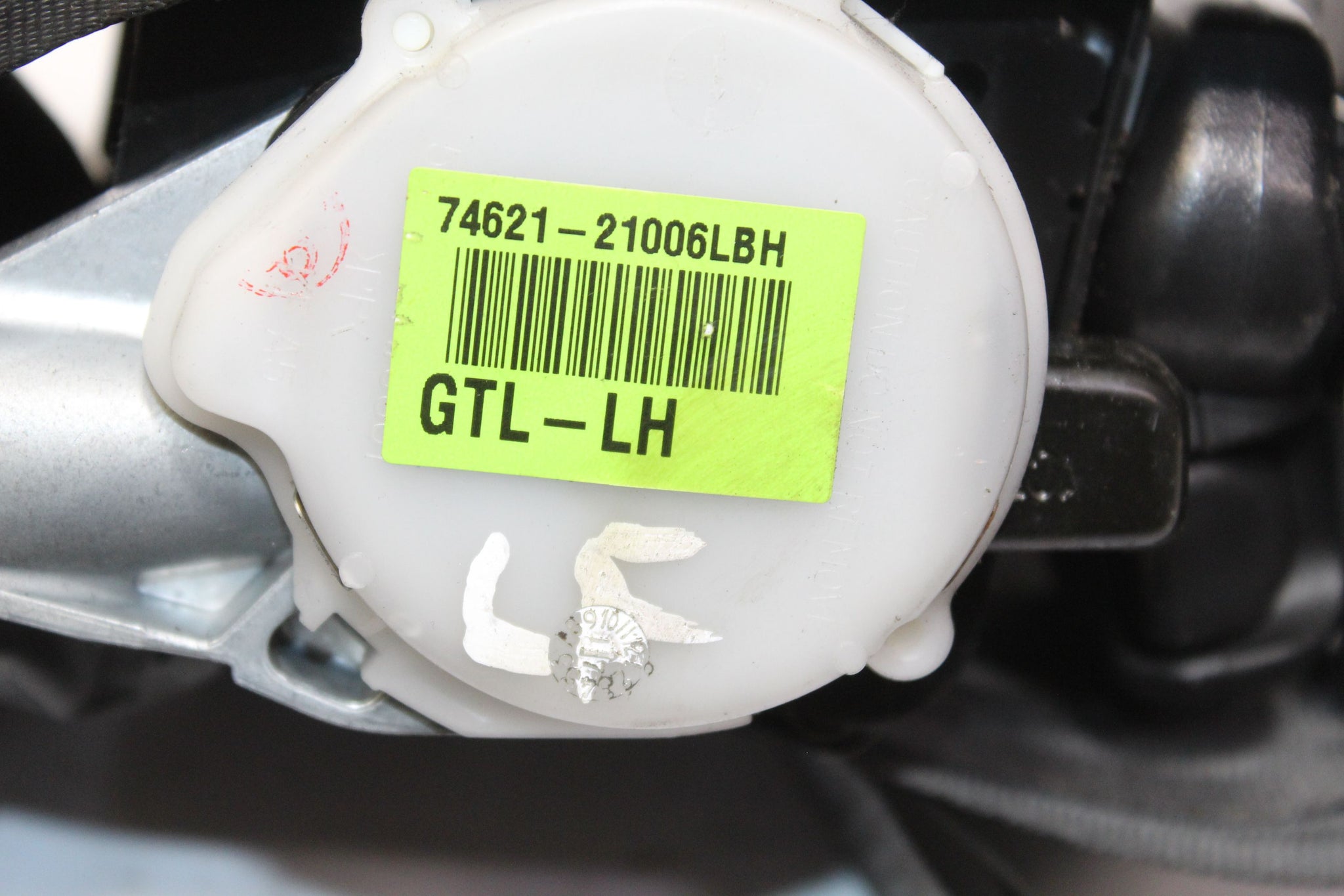 2018 SSANGYONG TURISMO LEFT SIDE FRONT SEAT BELT 74621-21006LBH