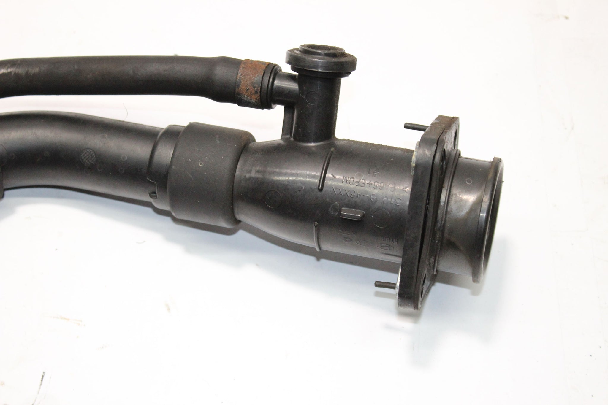 2016 HYUNDAI I30 MK2 1.6 Diesel Fuel Filler Neck 31030-A6XXX