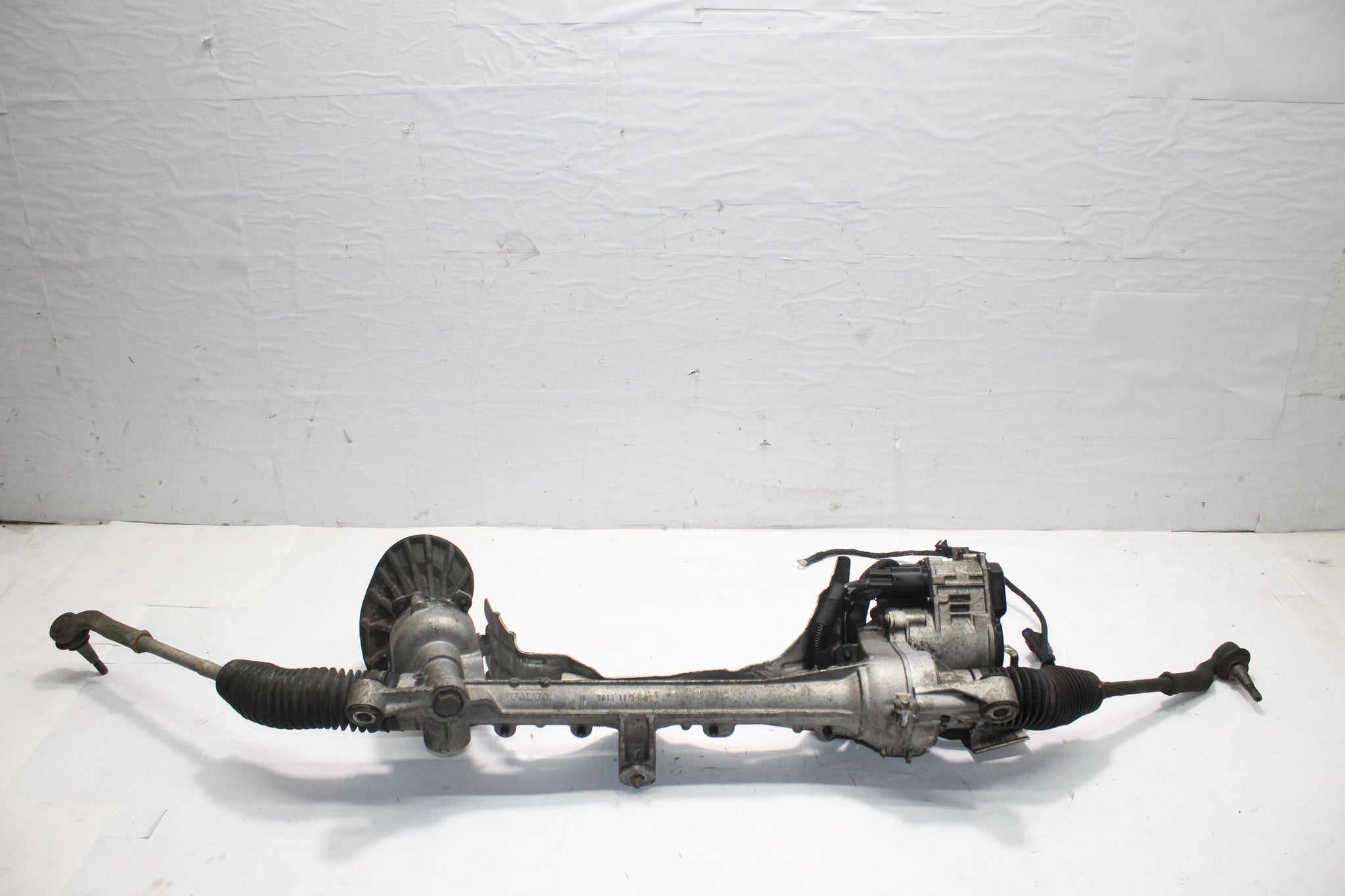 2013 VOLVO V40 2.0 STEERING RACK