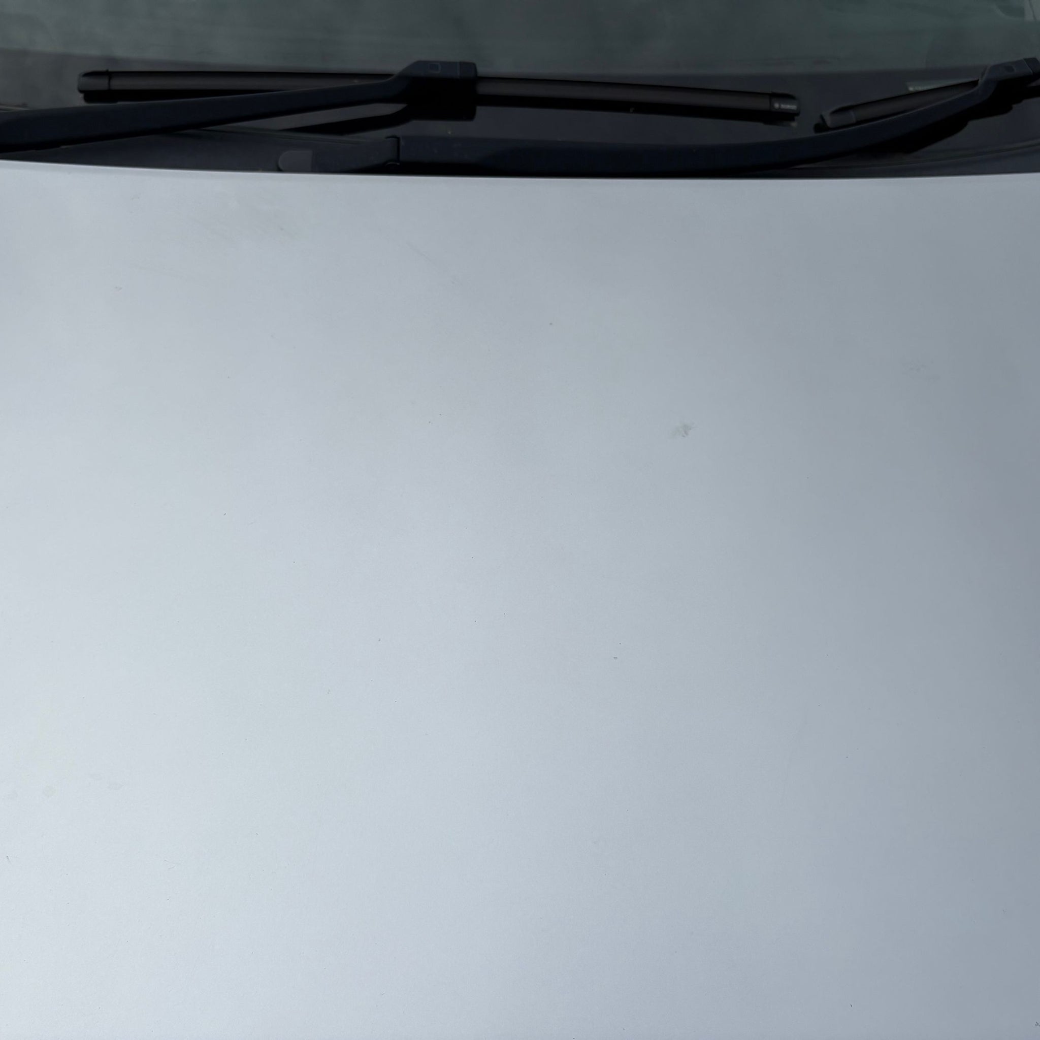 2016 TOYOTA AVENSIS BONNET 1F7 SILVER