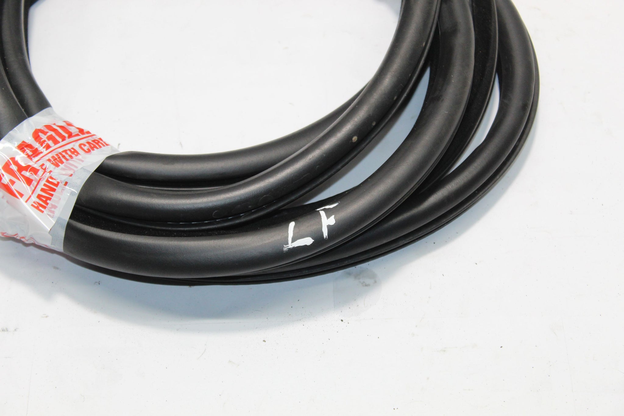 2011 RANGE ROVER VOGUE L322 Left side Front Door Seal Rubber