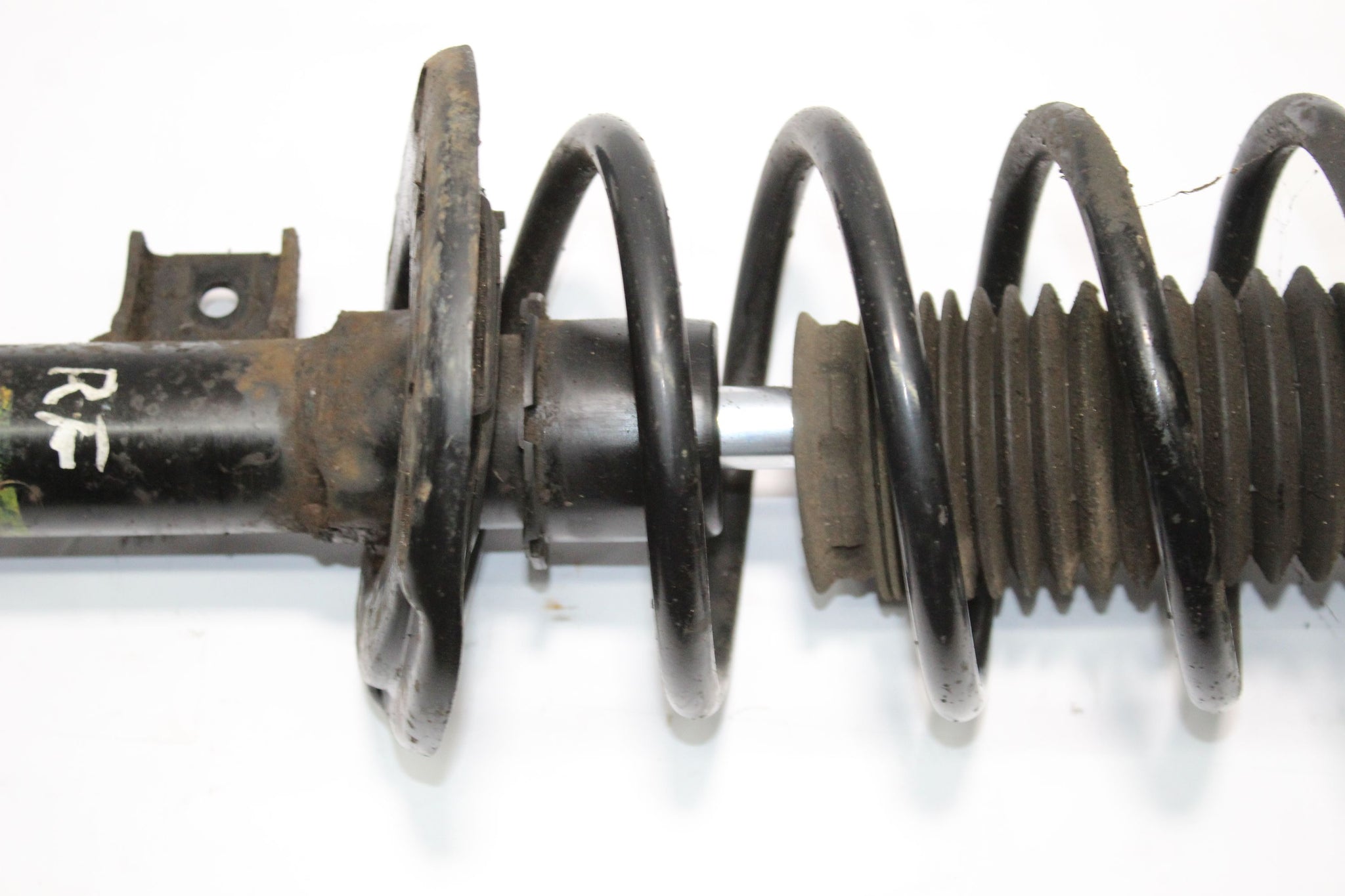 2015 MAZDA 6 2.2 Right side Front Suspension Leg