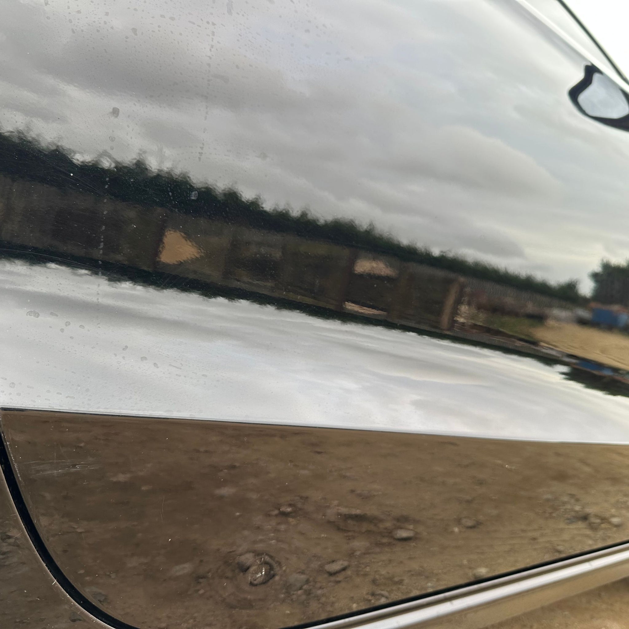 2011 AUDI A1 DRIVER SIDE DOOR