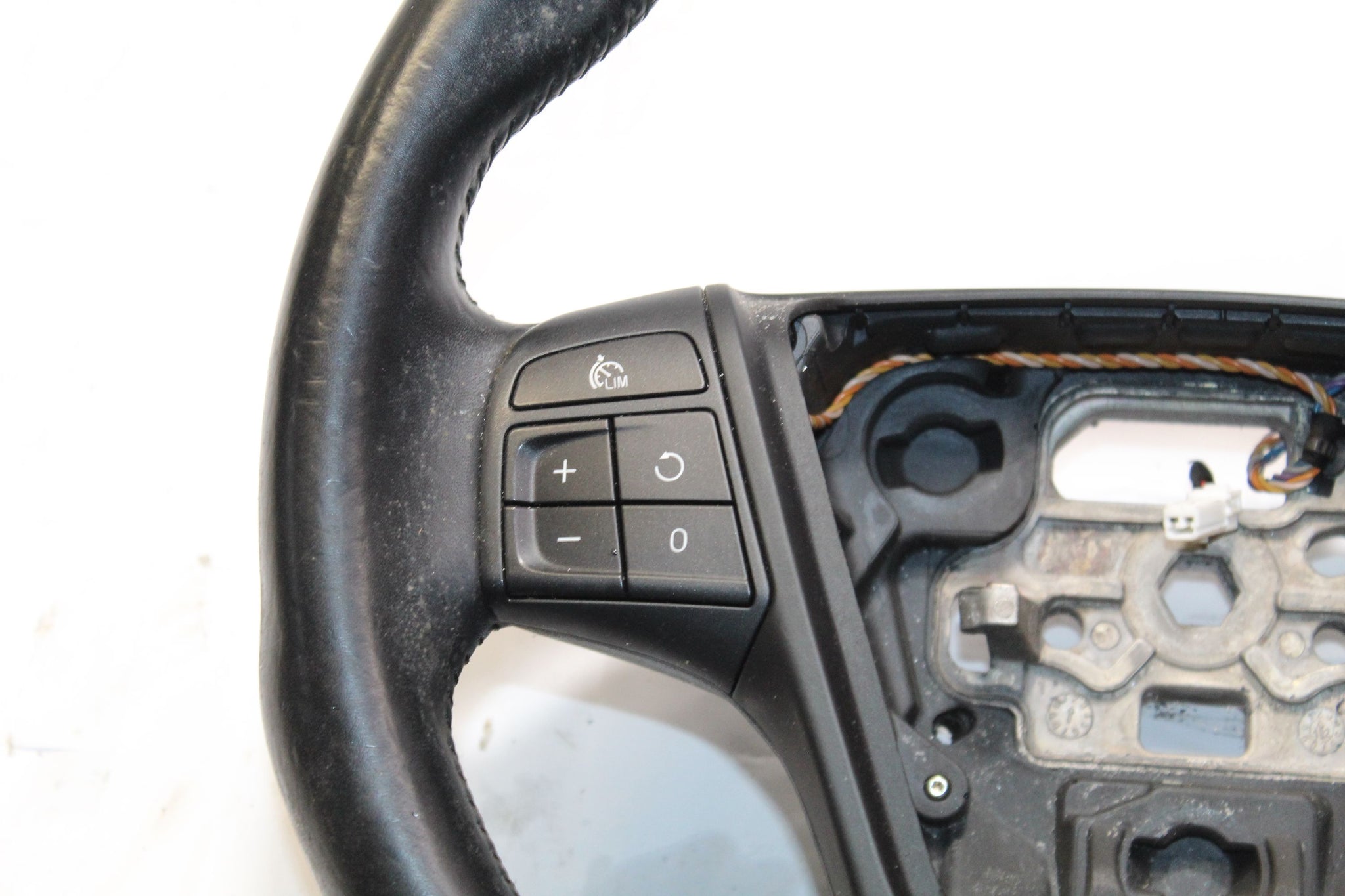 2012 Volvo V40 Multifunction Steering Wheel