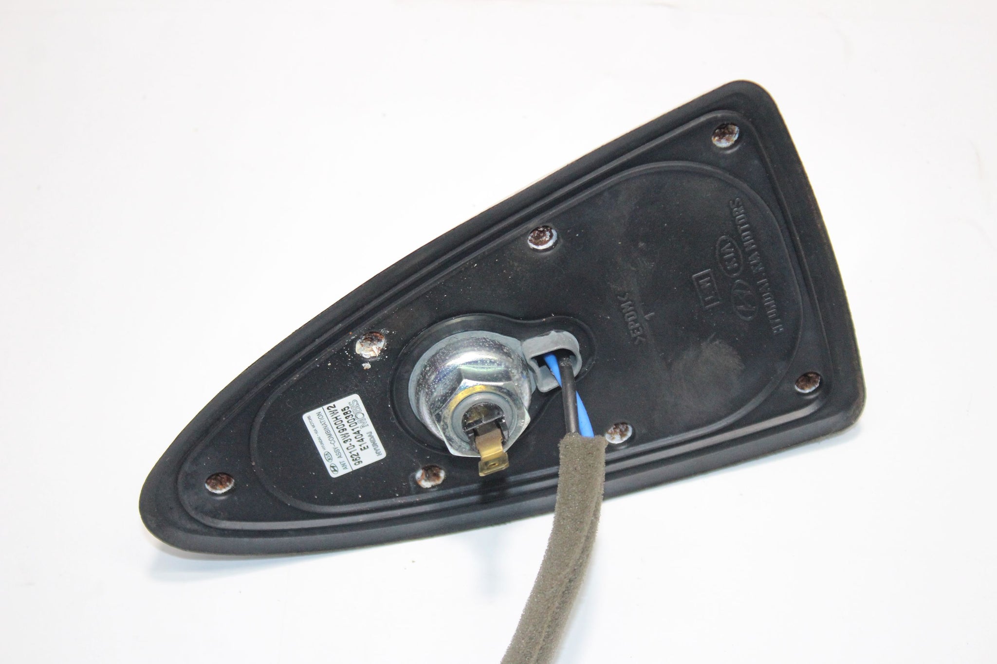 2014 KIA SPORTAGE Roof Antenna Shark Fin 96210-3W900HW2