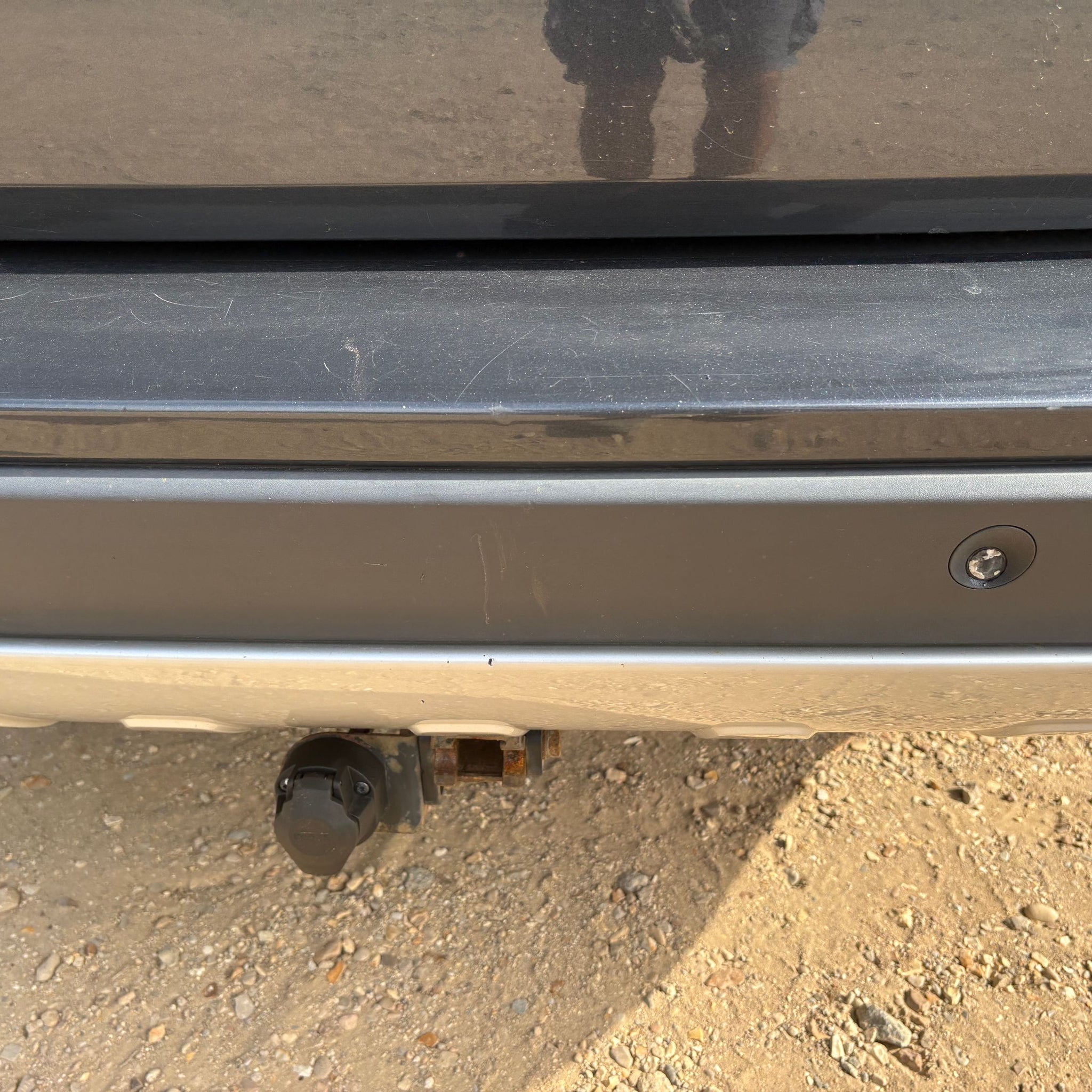 2010 VOLVO XC90 COMPLETE REAR BUMPER 492-46 SAVILE GREY