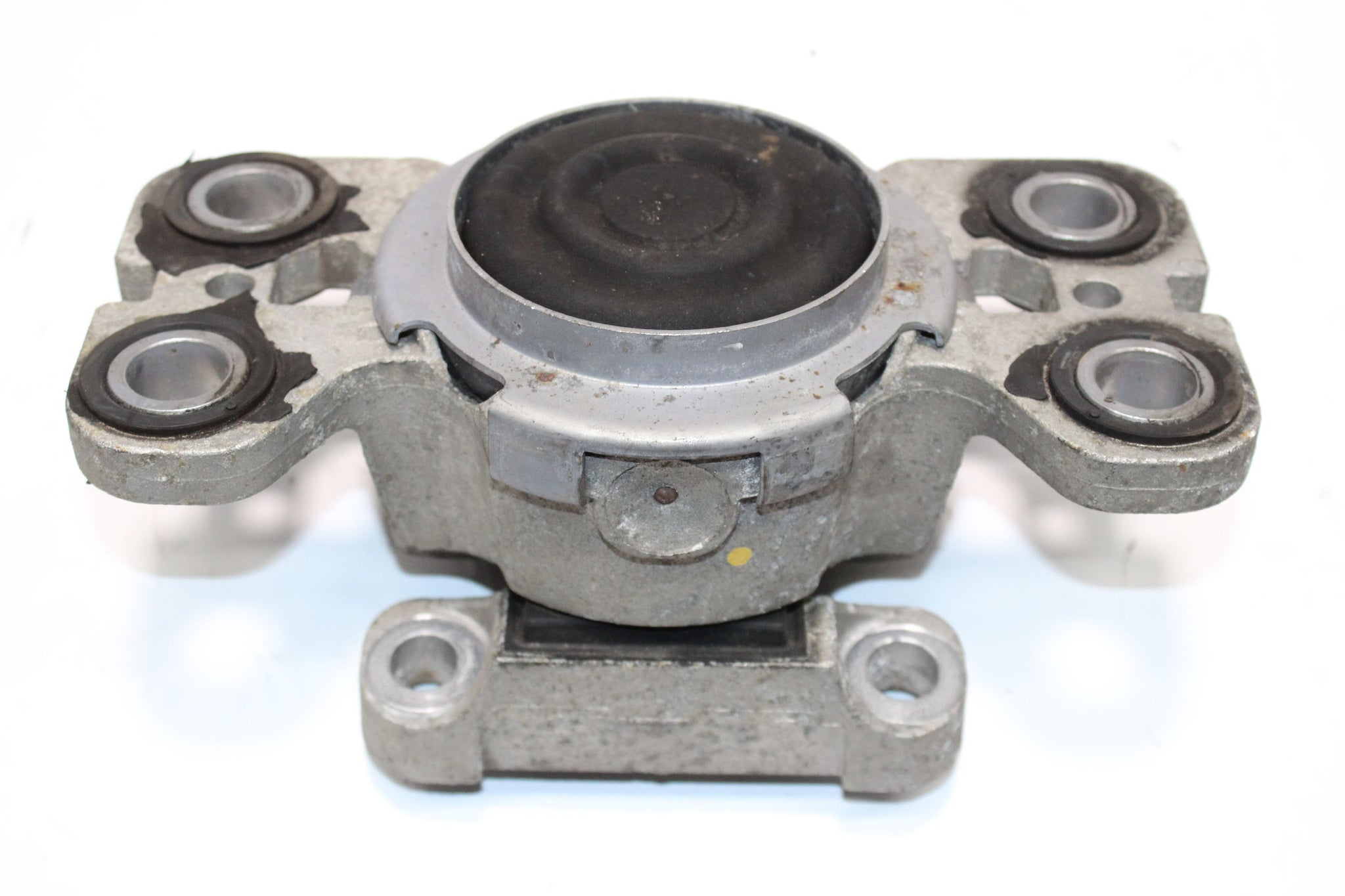 2012 VOLVO XC60 2.4 Engine Mount