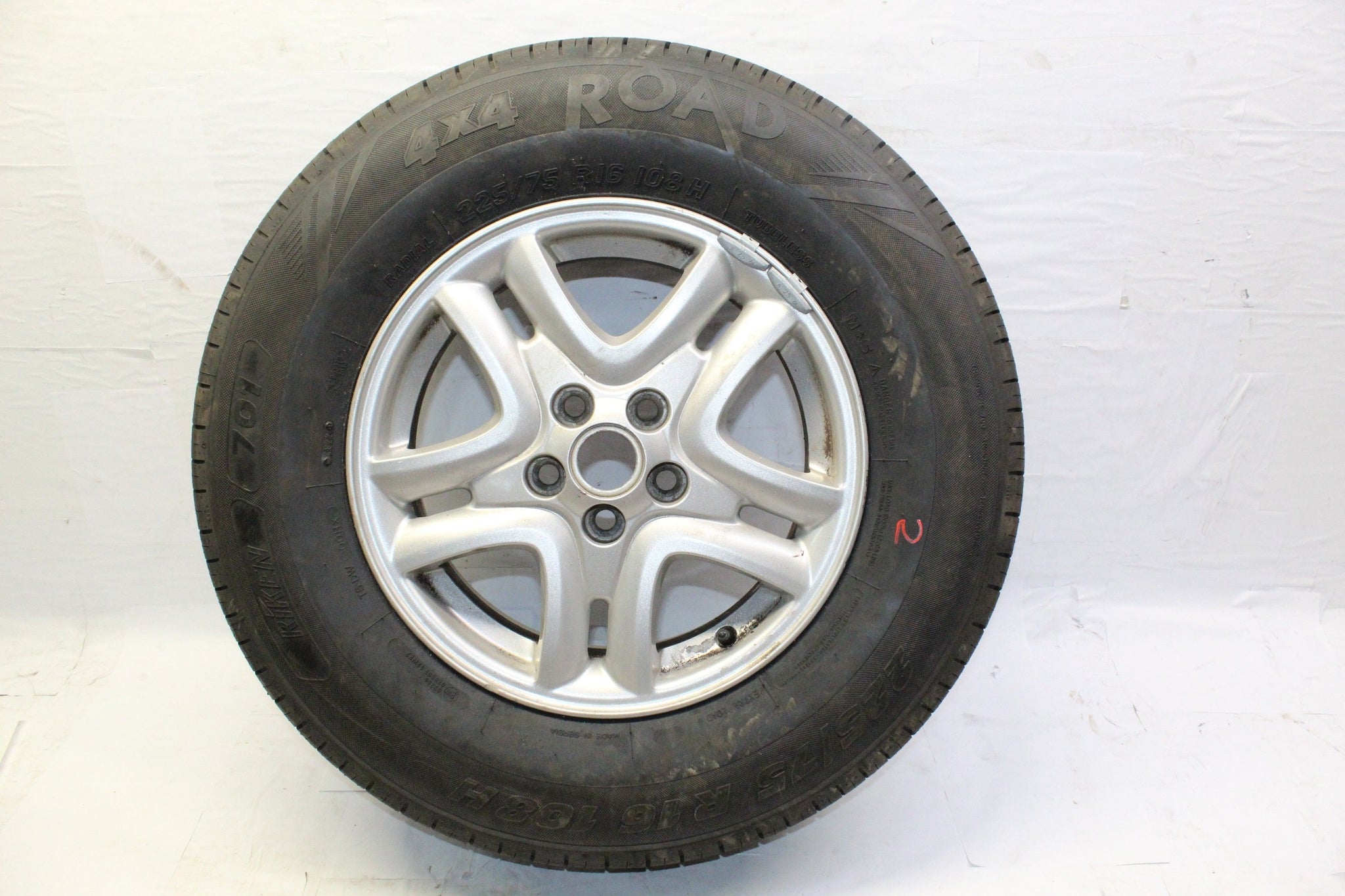 2007 Land Rover Freelander 2 ALLOY WHEEL WITH TYRE 225 / 75 R16 8.6MM