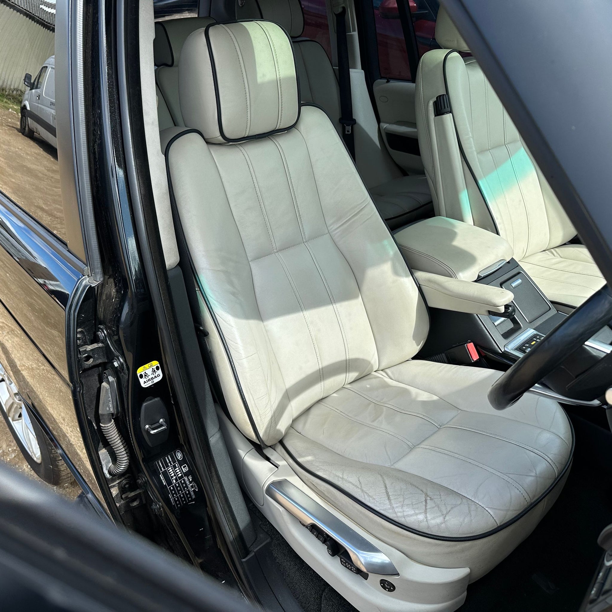 RANGE ROVER VOGUE L322 DRIVER SIDE FRONT SEAT 2011