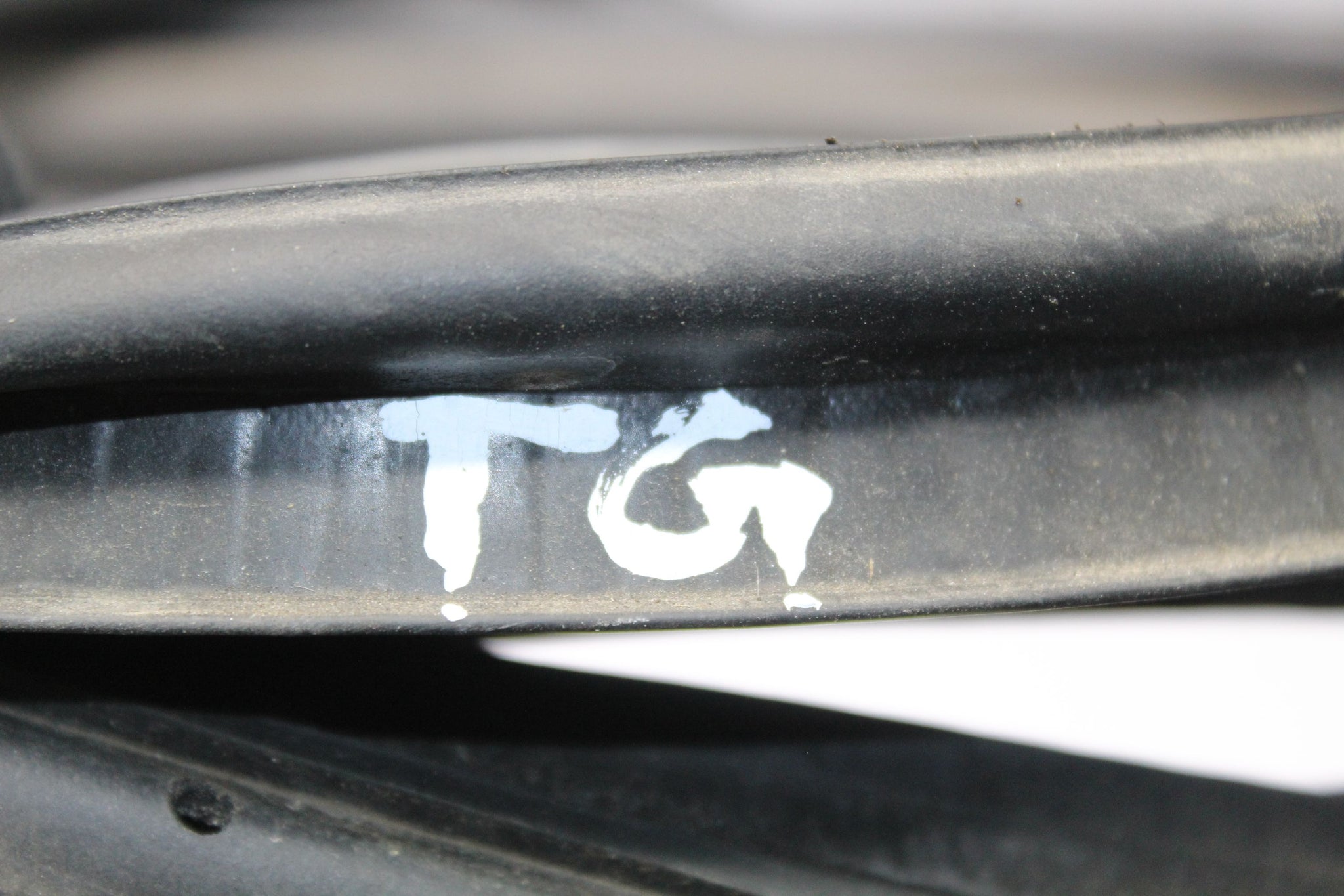 2014 RANGE ROVER VOGUE Tailgate Seal Rubber