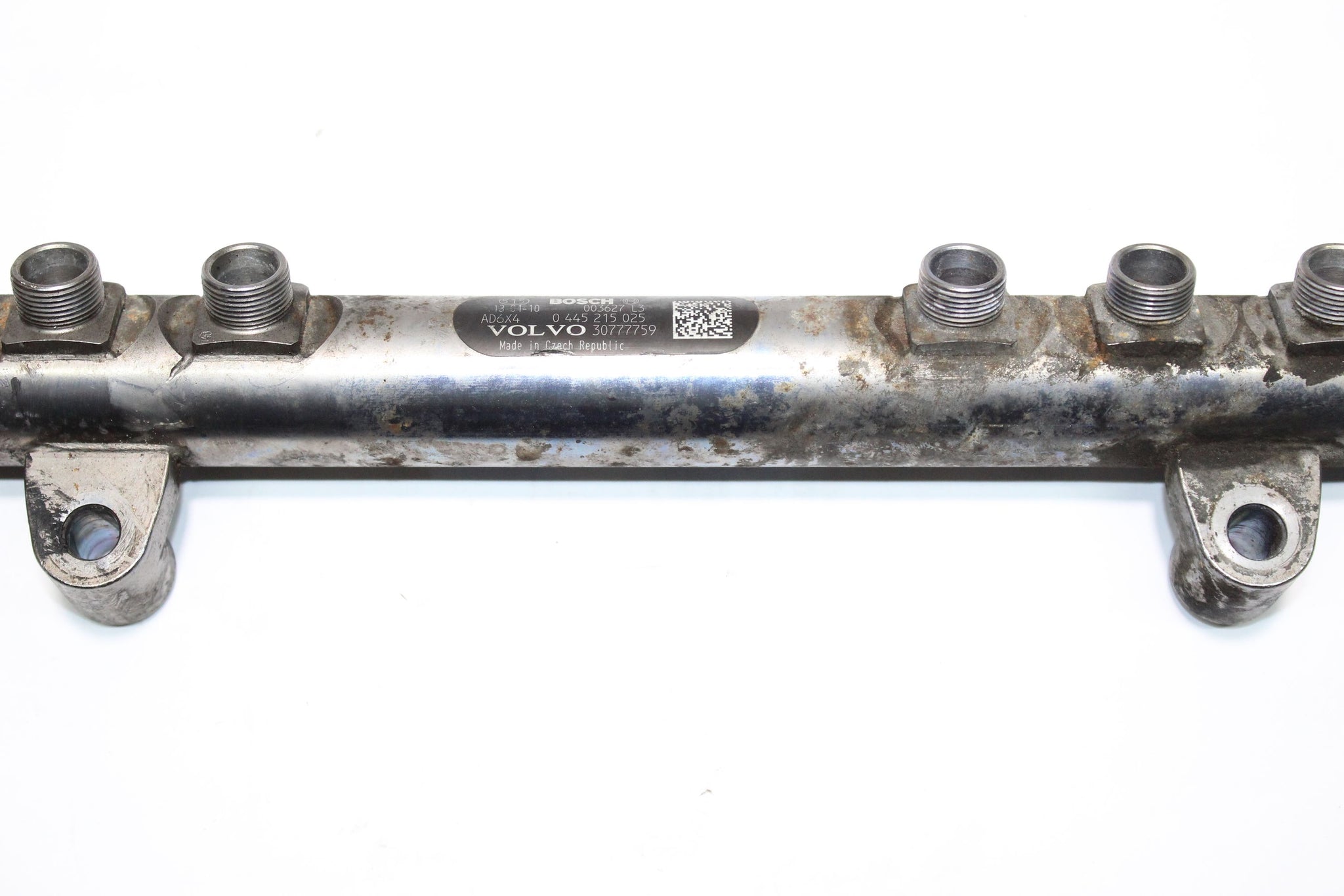 2013 VOLVO V40 2.0 Diesel Fuel Injector Rail 30777759