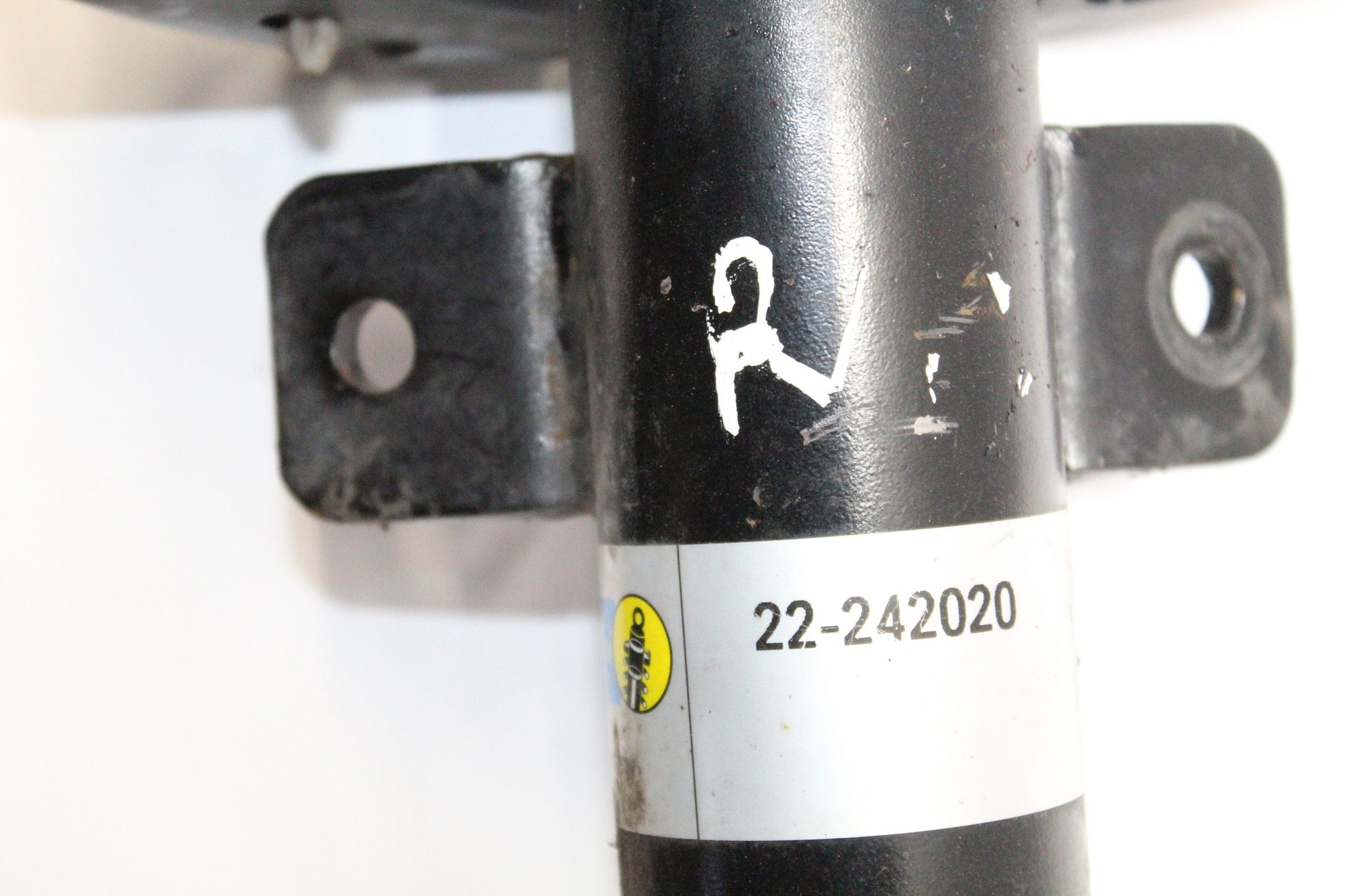 2015 CITROEN C4 1.6 Right side Front Suspension Leg