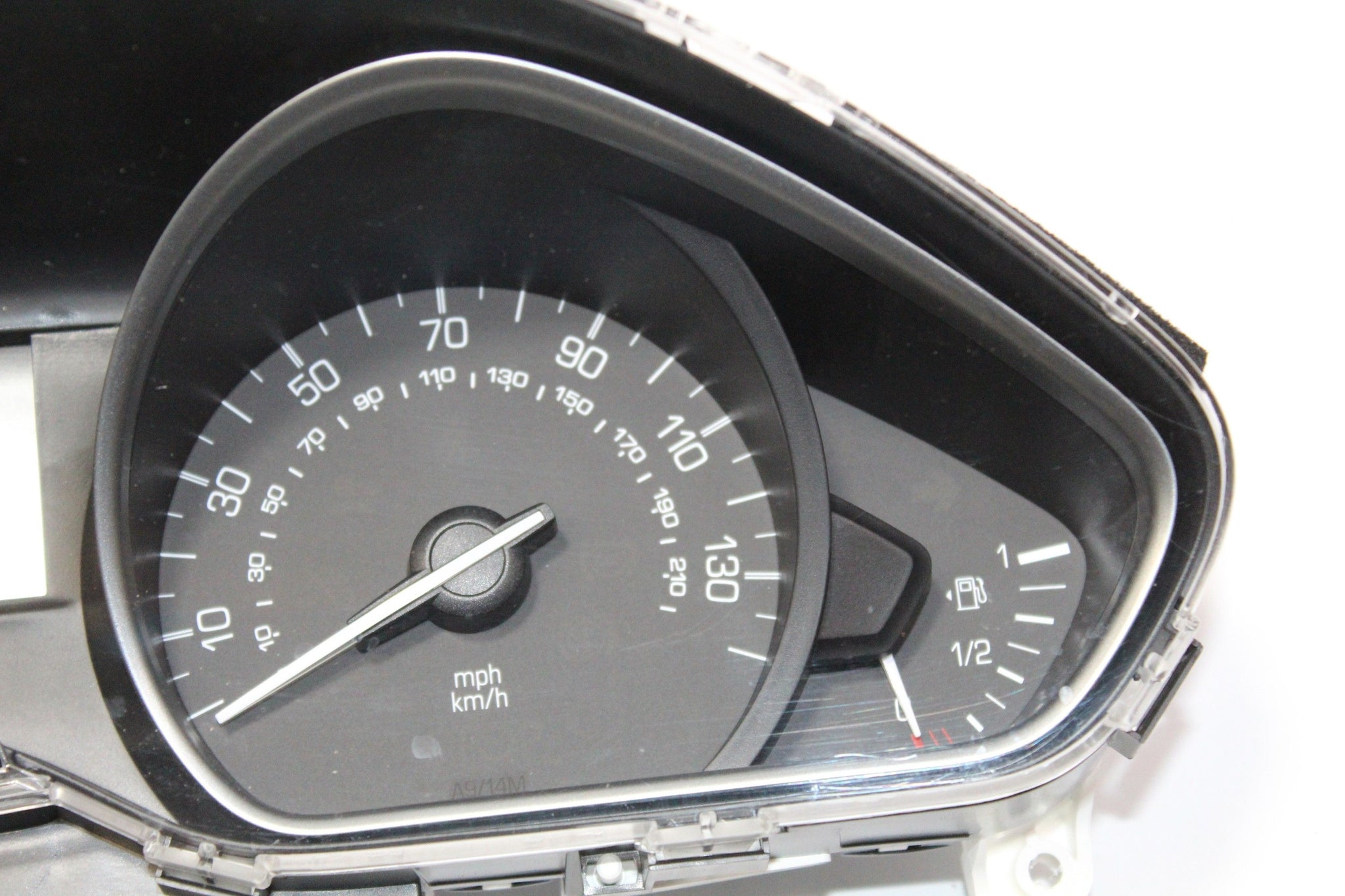 2018 PEUGEOT 208 1.2 Petrol Speedo Instrument Cluster 9825986780