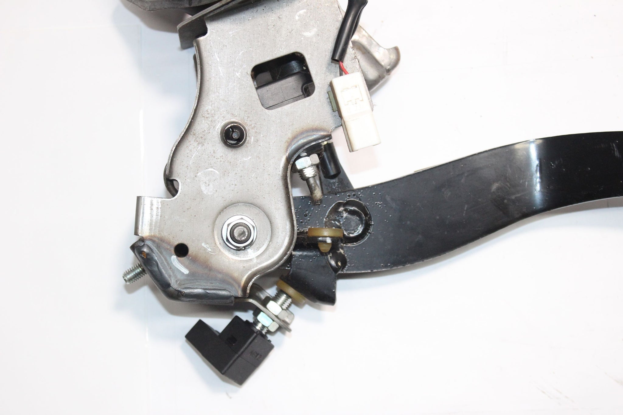 2014 KIA SPORTAGE 2.0 CLUTCH PEDAL