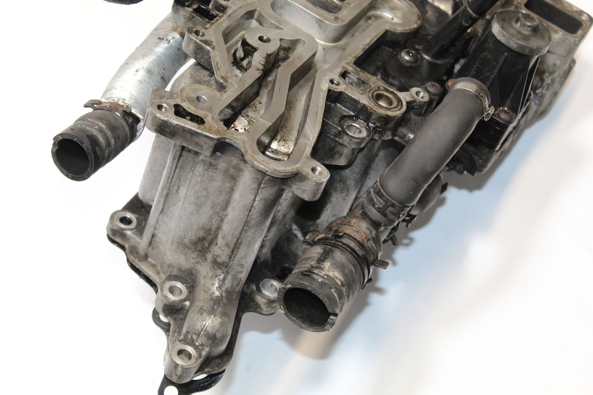 2011 RANGE ROVER VOGUE L322 4.4 EGR HOUSING AL3Q-9U483-EC