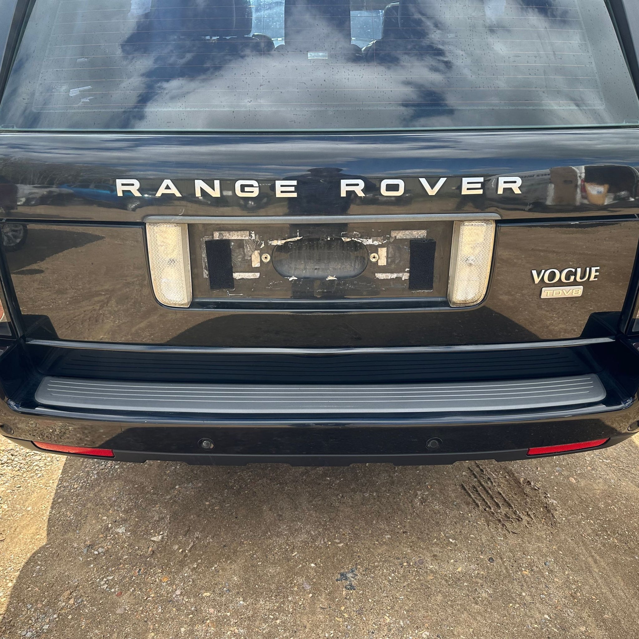 2011 RANGE ROVER VOGUE L322 COMPLETE REAR BUMPER SANTORINI BLACK
