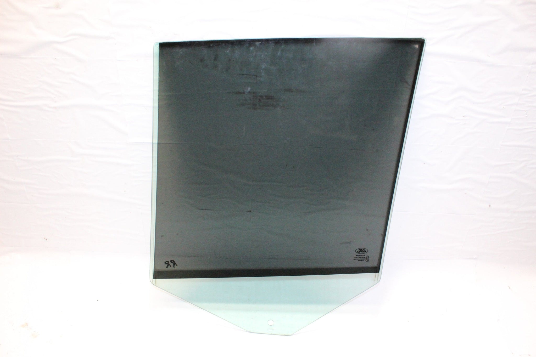 2006 Range Rover Vogue L322 right side rear door window glass