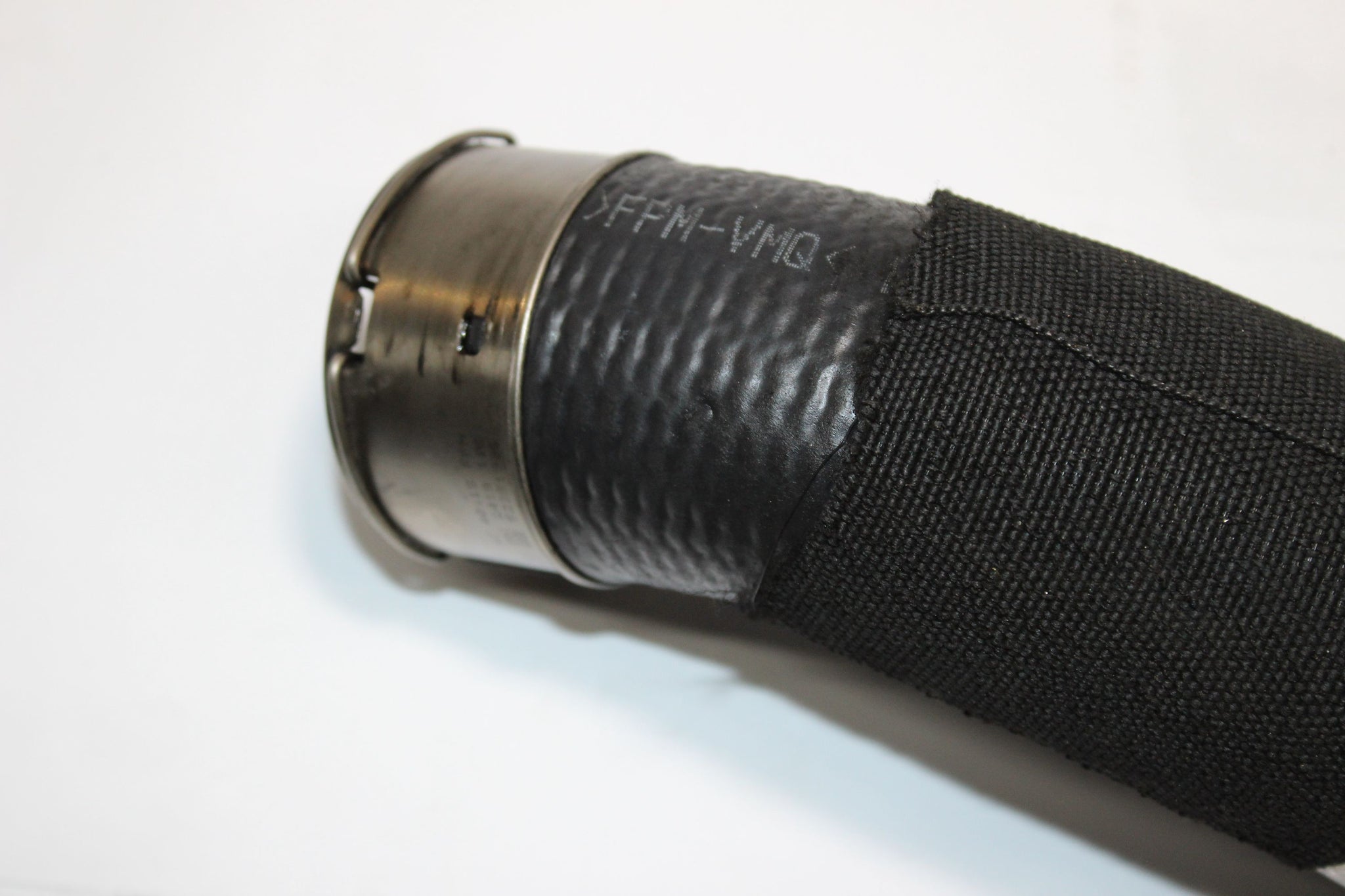 2015 LAND ROVER DISCOVERY SPORT 2.0 Intercooler Pipe GJ32-6C715