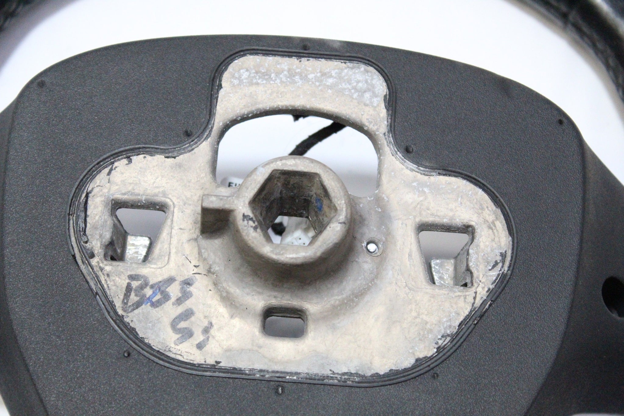 2013 FORD FIESTA Multifunction Steering Wheel