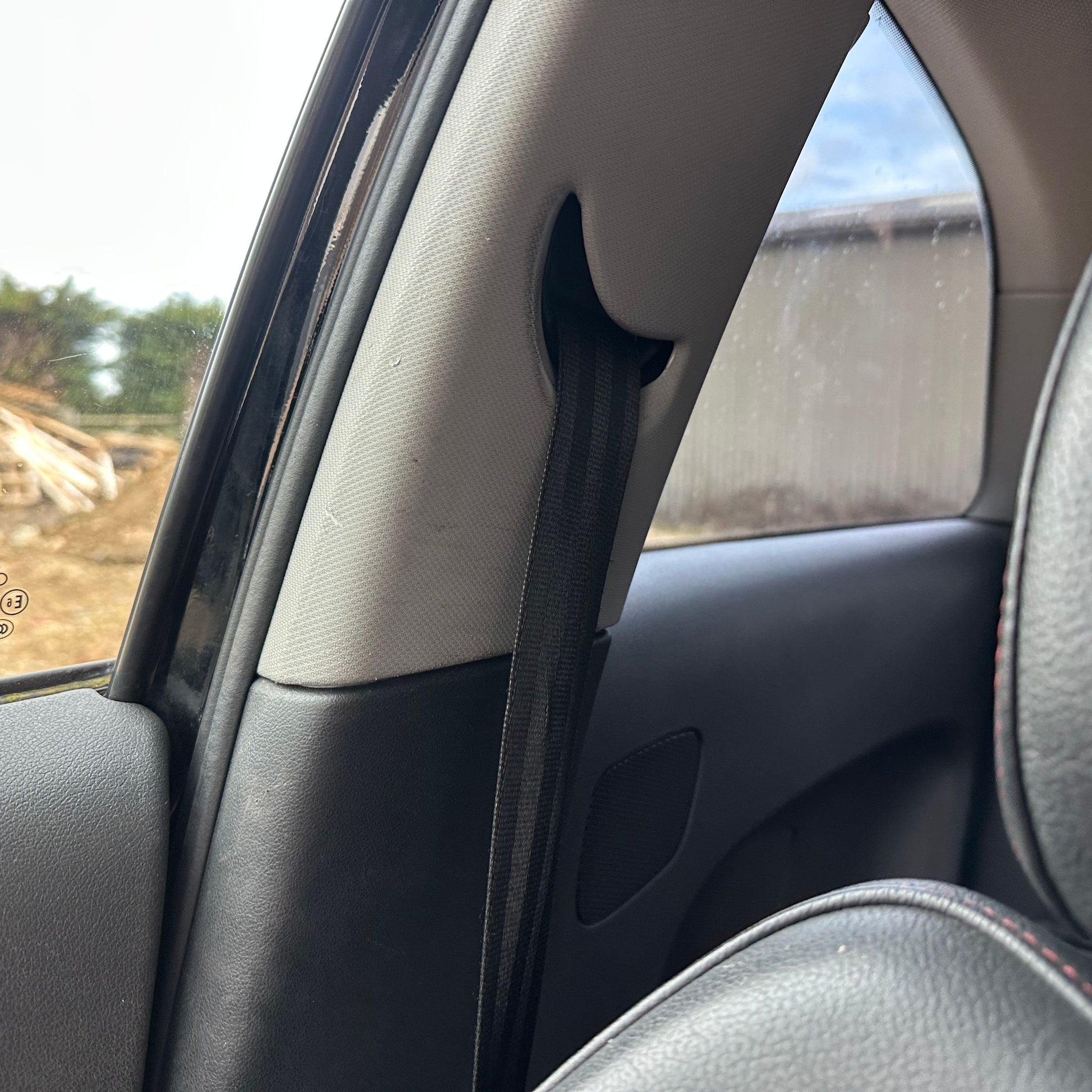 2011 AUDI A1 AIRBAG KIT FRONT SEAT BELTS