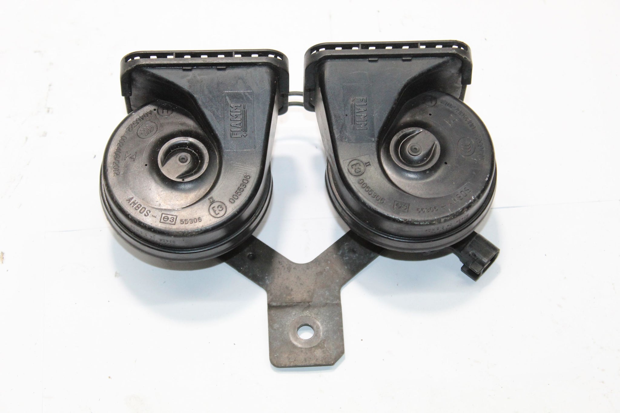 2016 RANGE ROVER EVOQUE Horn Pair