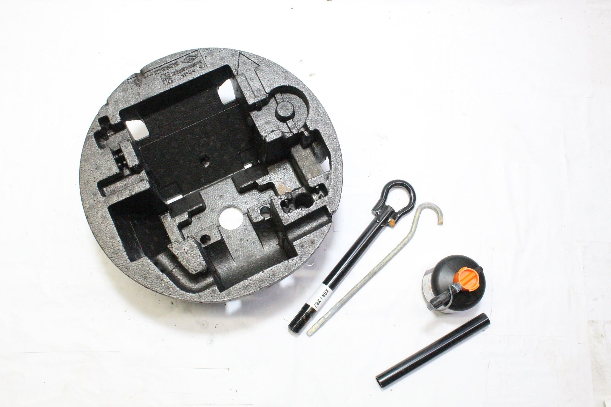 2014 RENAULT CLIO Tool Kit Holder Foam