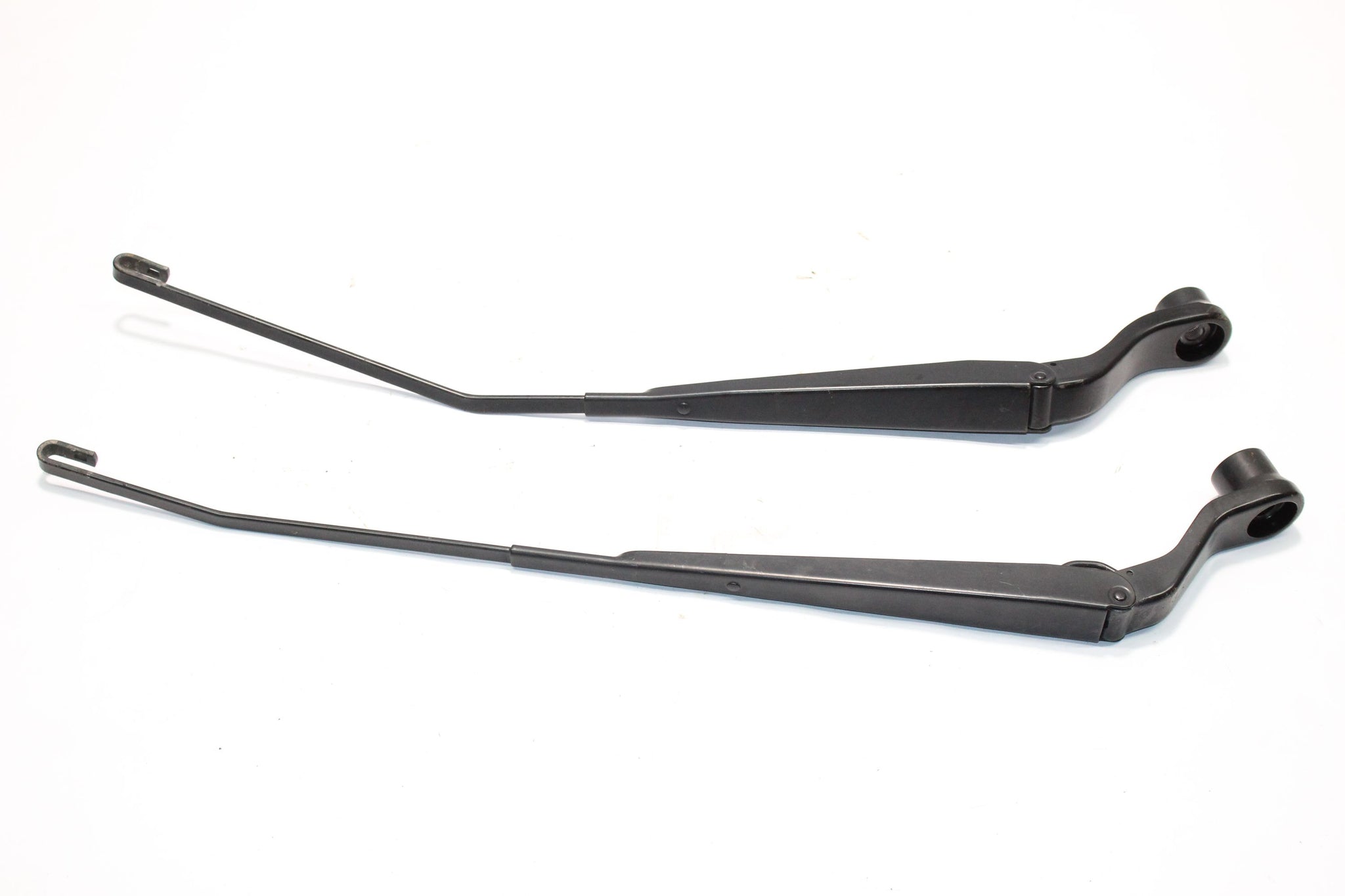 2013 JEEP COMPASS Front Wiper Arm Pair