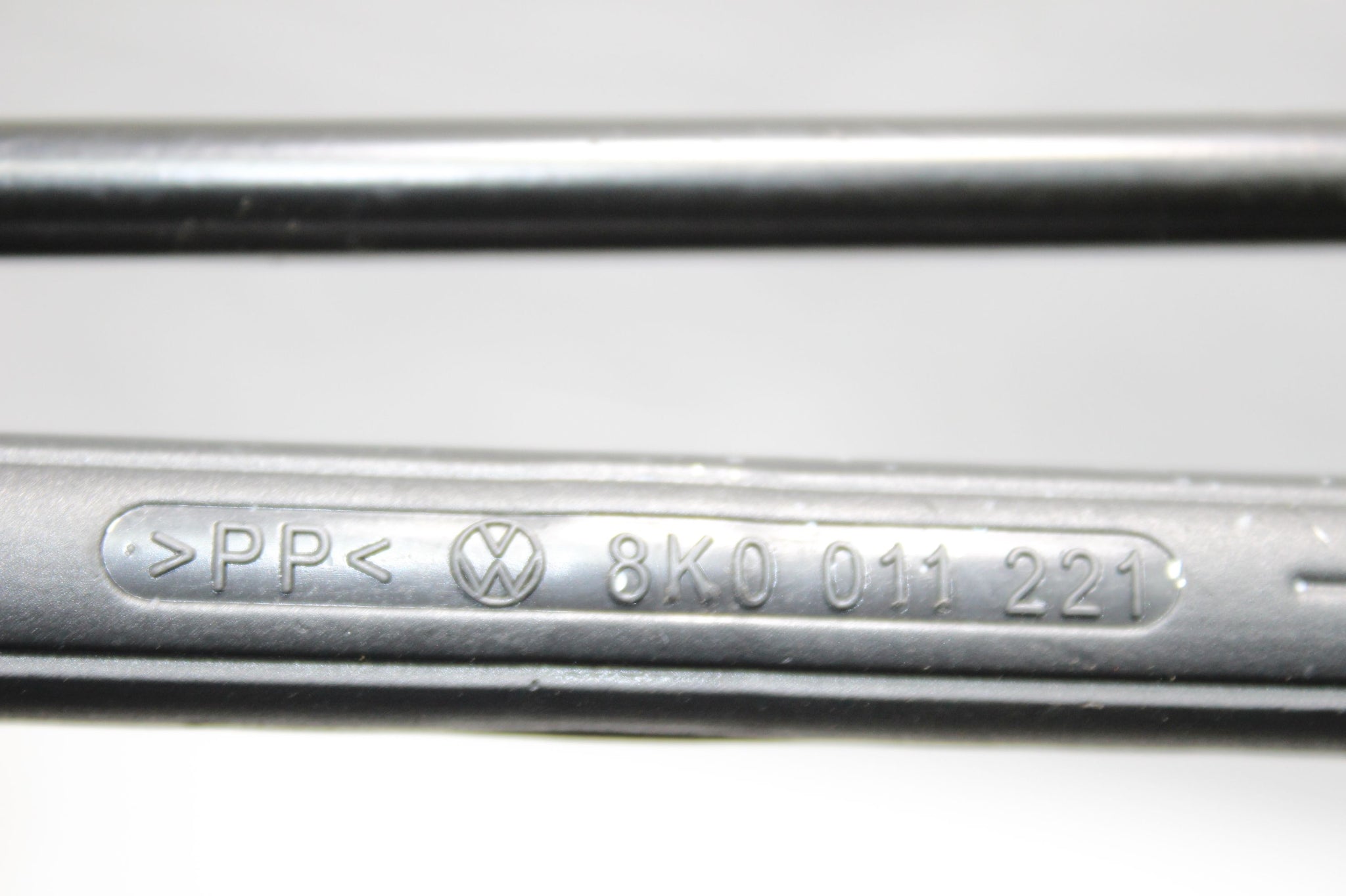 2014 AUDI A5 Jack Wheel Brace and Tool Kit Holder 8K0011031K 8K0011221