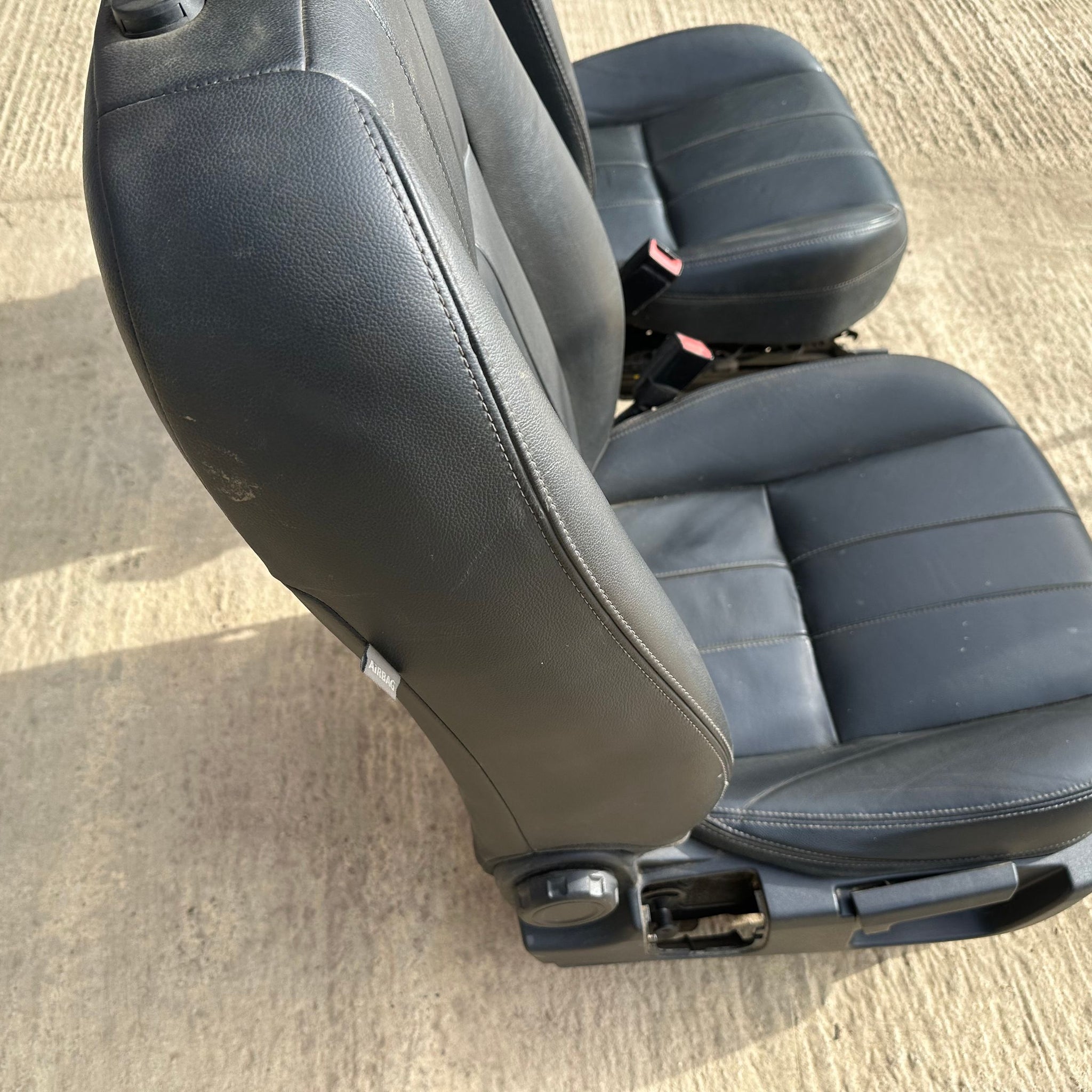 2013 LAND ROVER FREELANDER 2 FRONT LEATHER SEATS (PAIR)