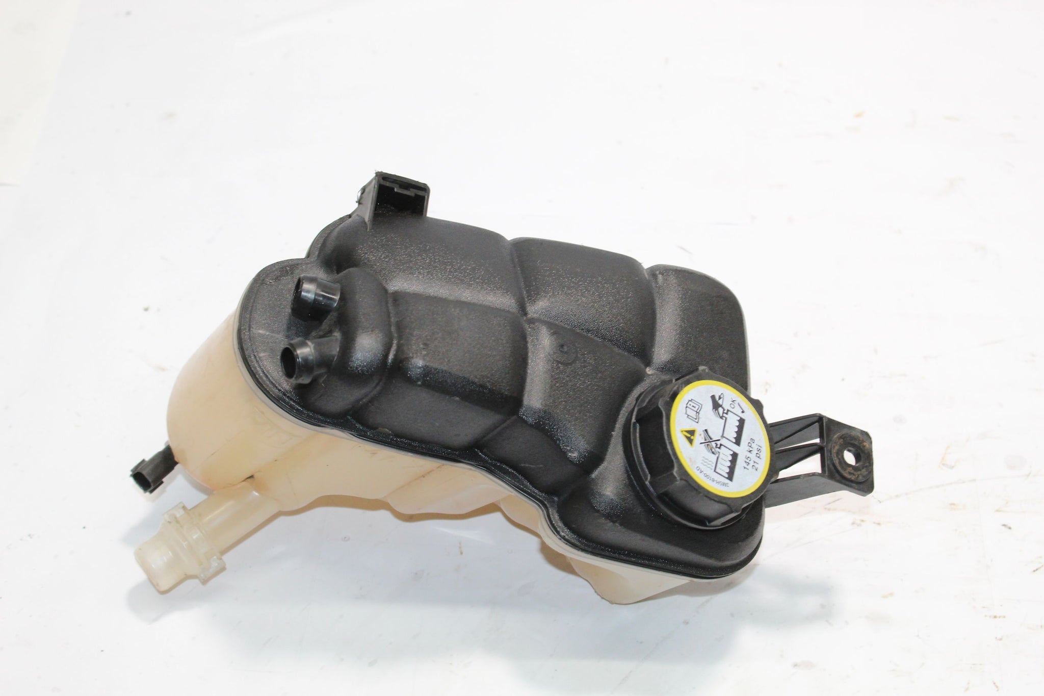 2016 RANGE ROVER EVOQUE 2.0 Coolant Expansion Tank FK72-8K218-A