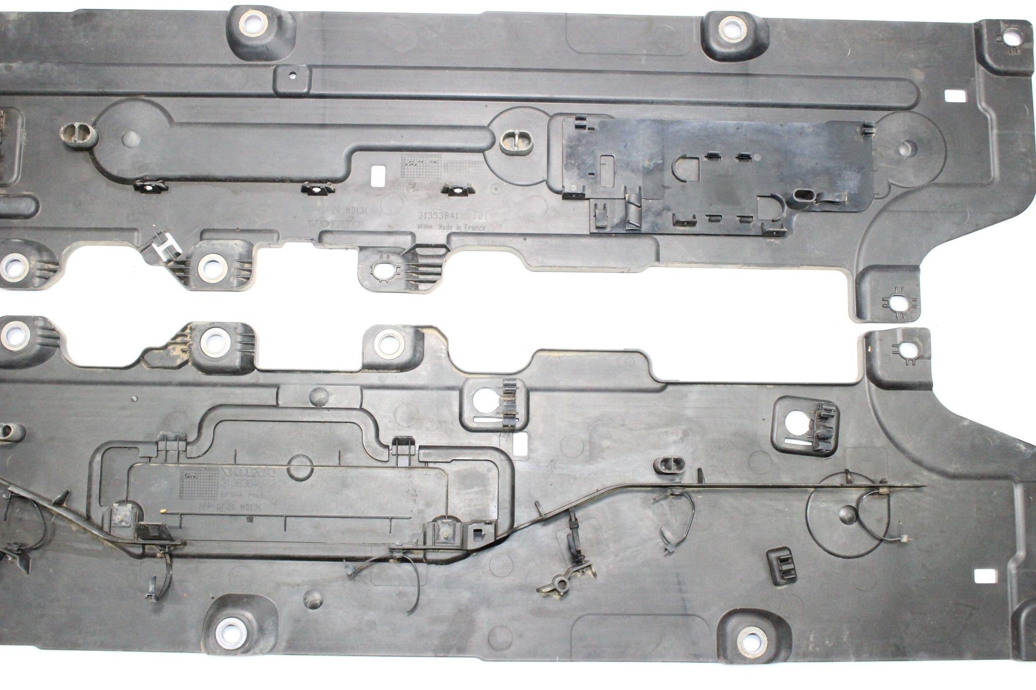 2015 VOLVO XC90 MK2 UNDERBODY COVERS UNDERTRAY PAIR 31383649 31353841