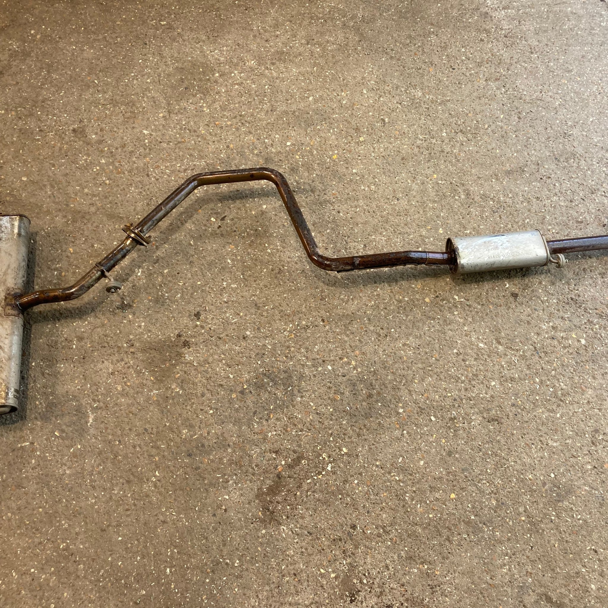 2017 HYUNDAI I30 MK3 1.4 EXHAUST BACK BOX PIPE