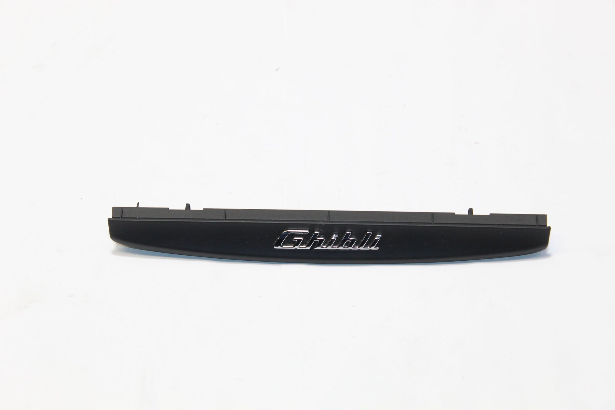 2017 MASERATI GHIBLI Front Dash Emblem Trim