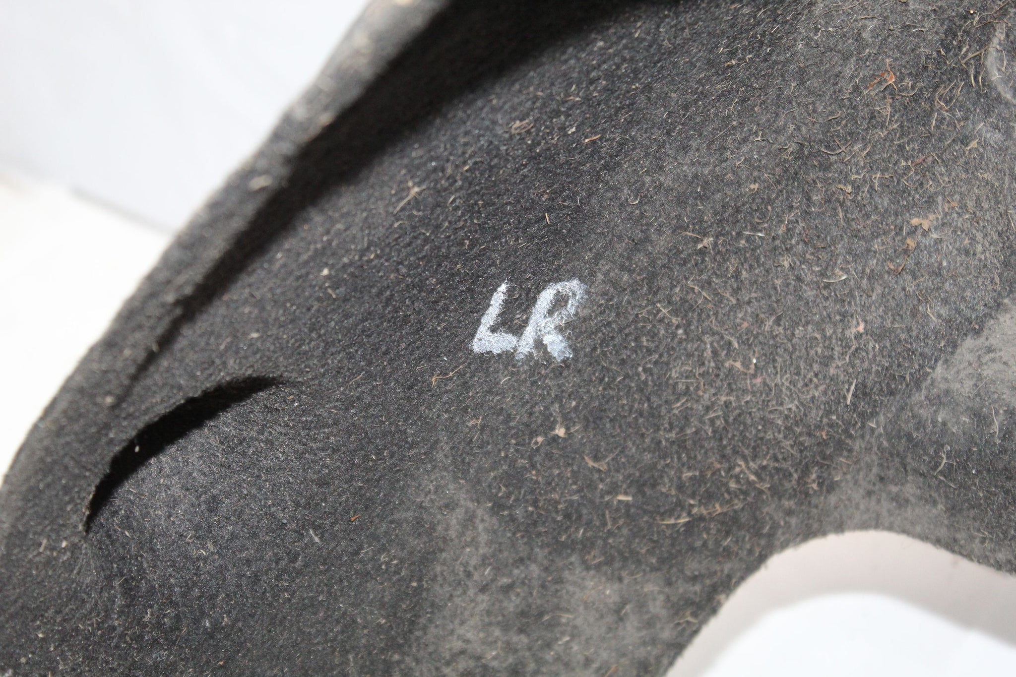 2012 MERCEDES B CLASS W246 LEFT SIDE REAR SPLASH GUARD