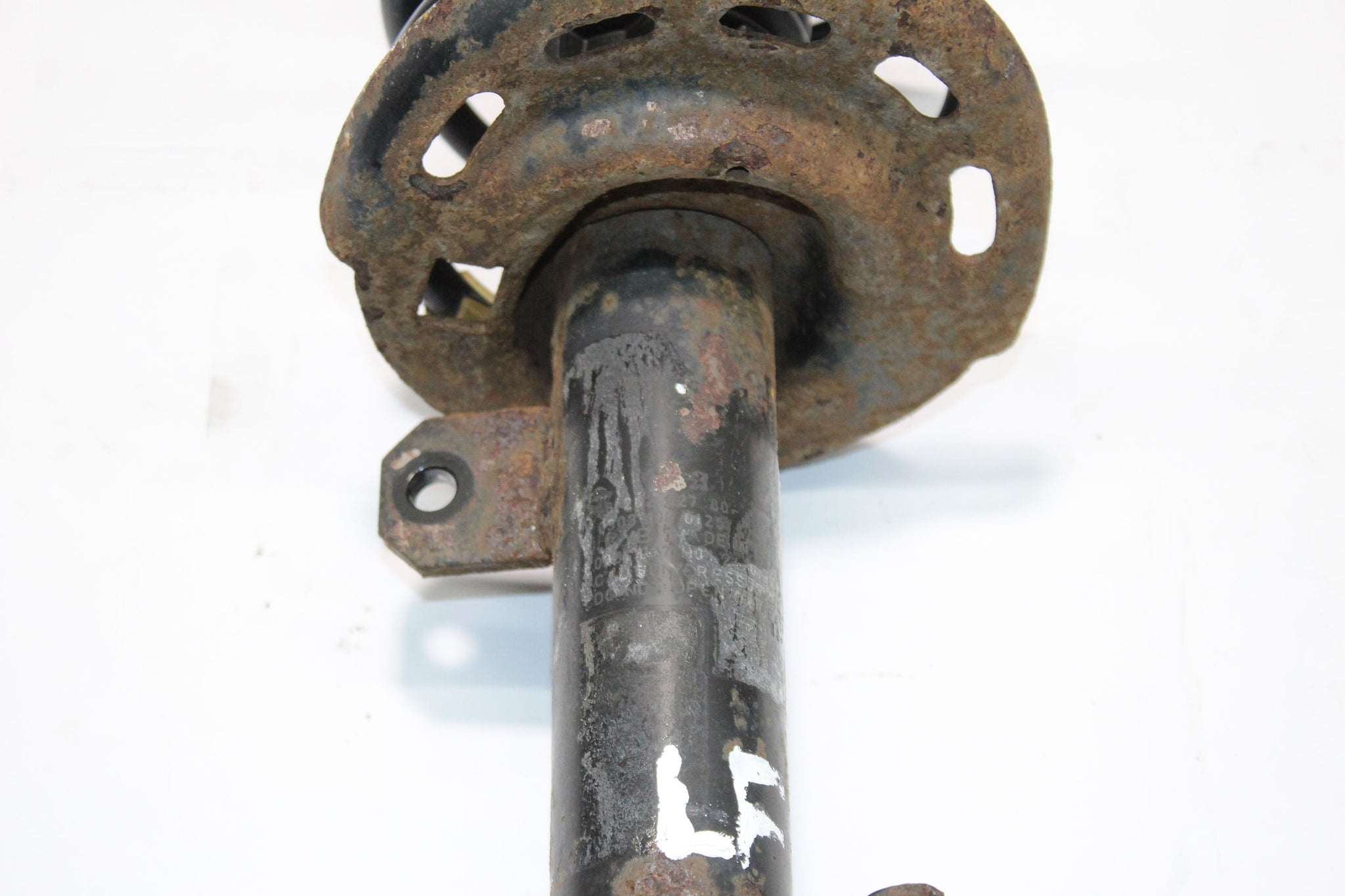 2018 CITROEN C4 CACTUS 1.2 Left side Front Suspension Leg