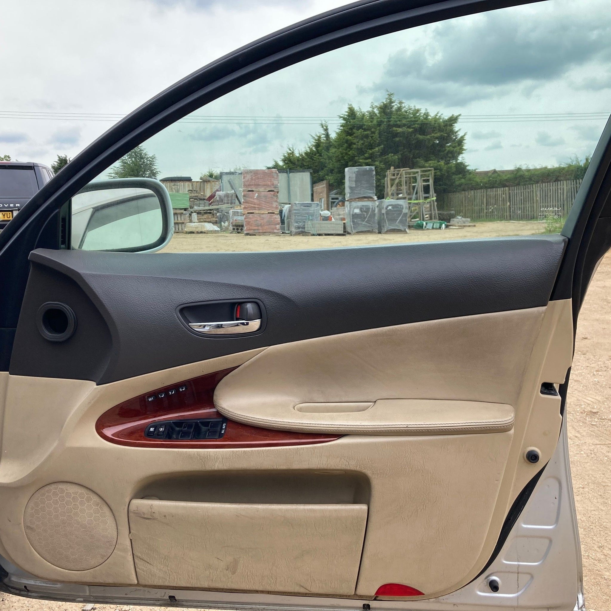2007 LEXUS GS300 Driver side Front Complete Door SILVER