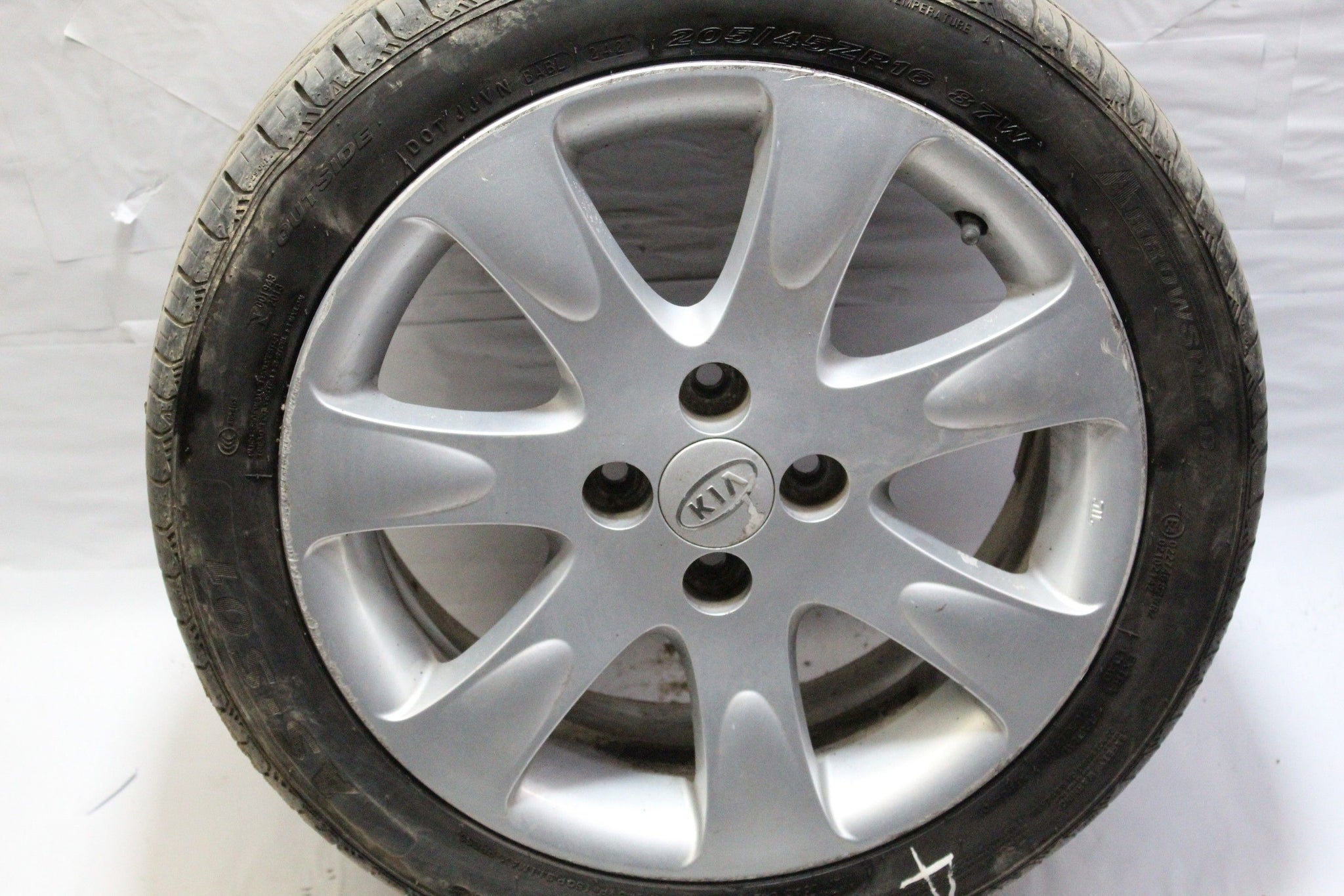 2009 KIA RIO Alloy Wheel with Tyre 205/45 R16 7.2MM