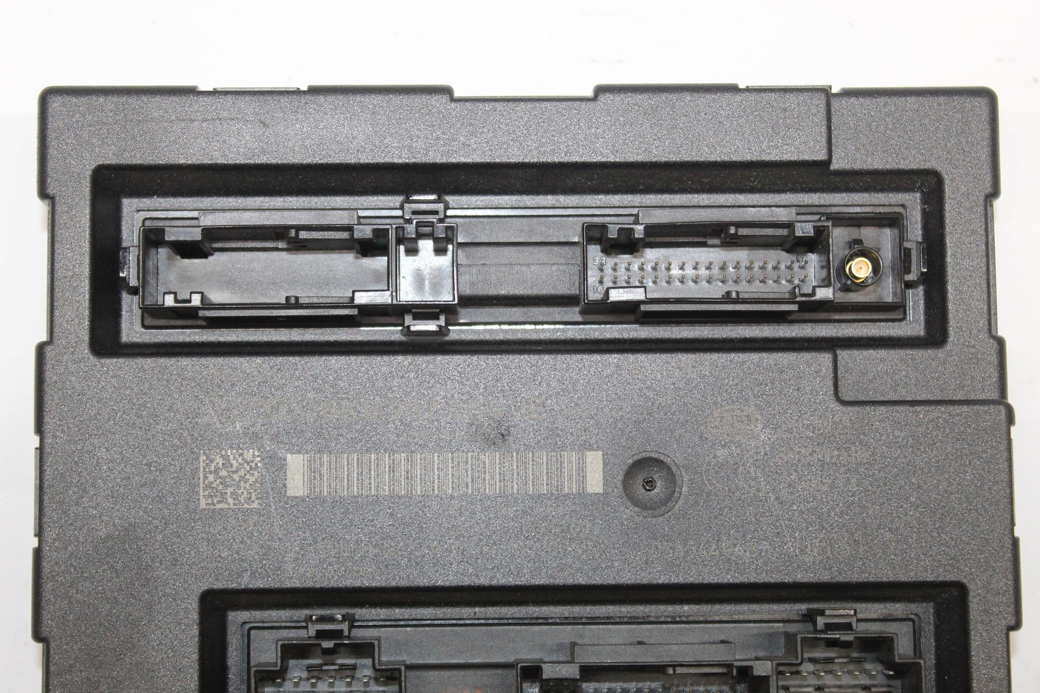 2014 AUDI A5 2.0 Comfort Control Convenience Module 8K0907064JE