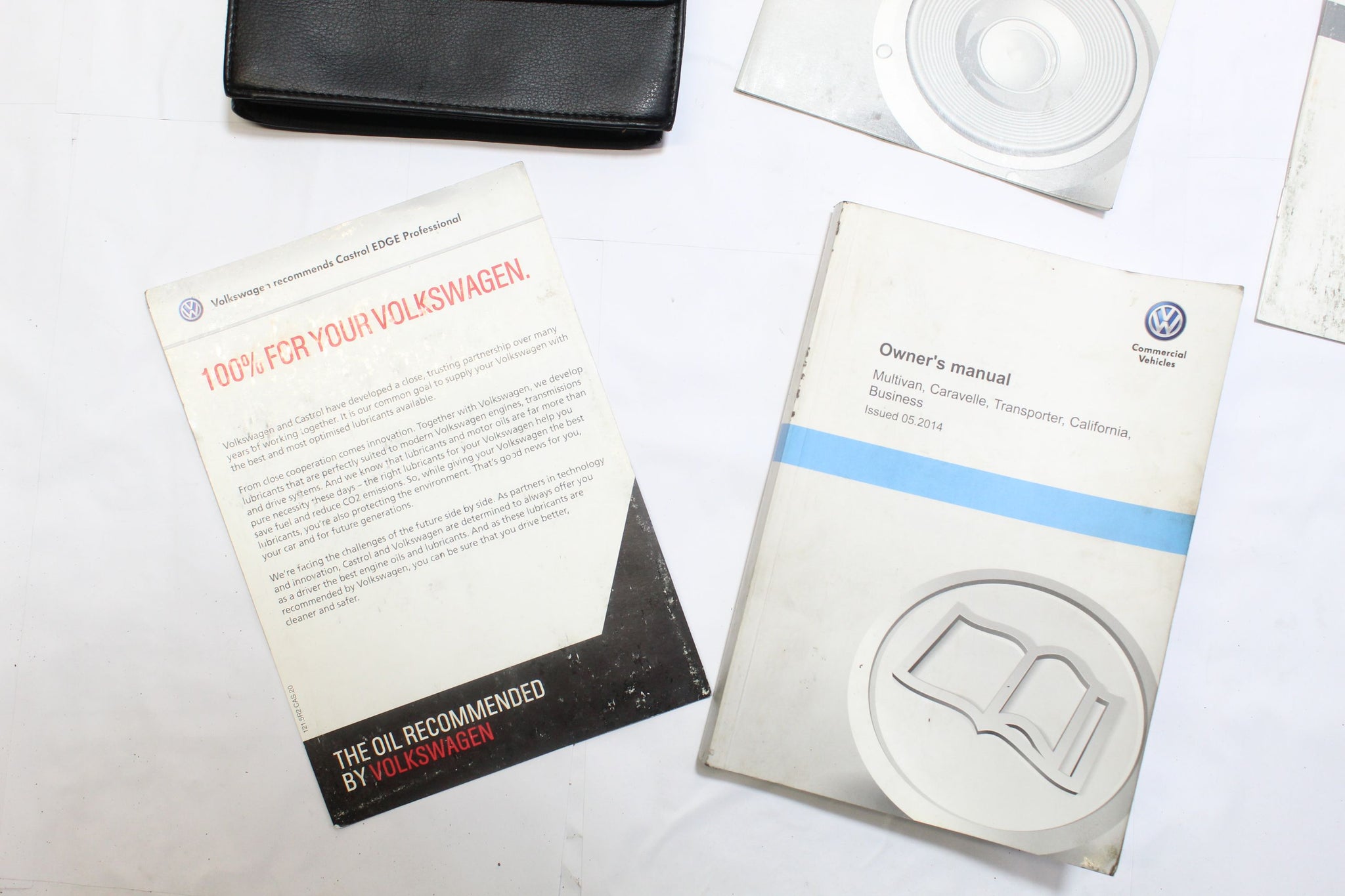 2014 VW TRANSPORTER T5 Owners Manual and Wallet