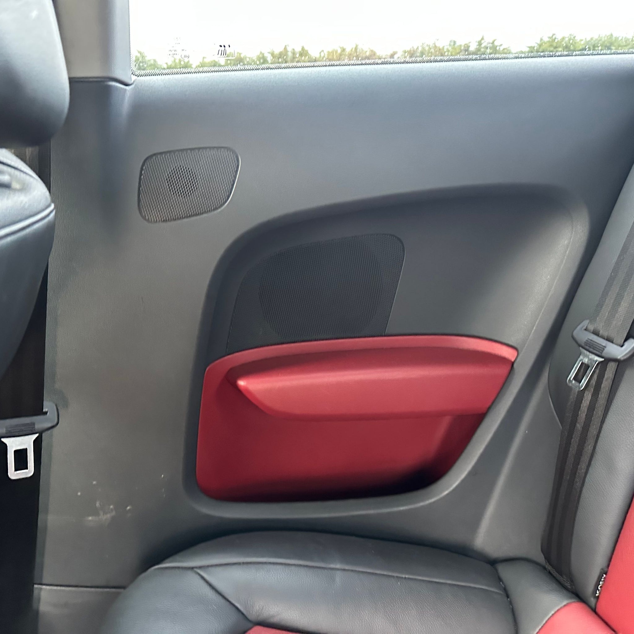 2011 AUDI A1 RED INTERIOR SEATS DOOR CARD PANELS