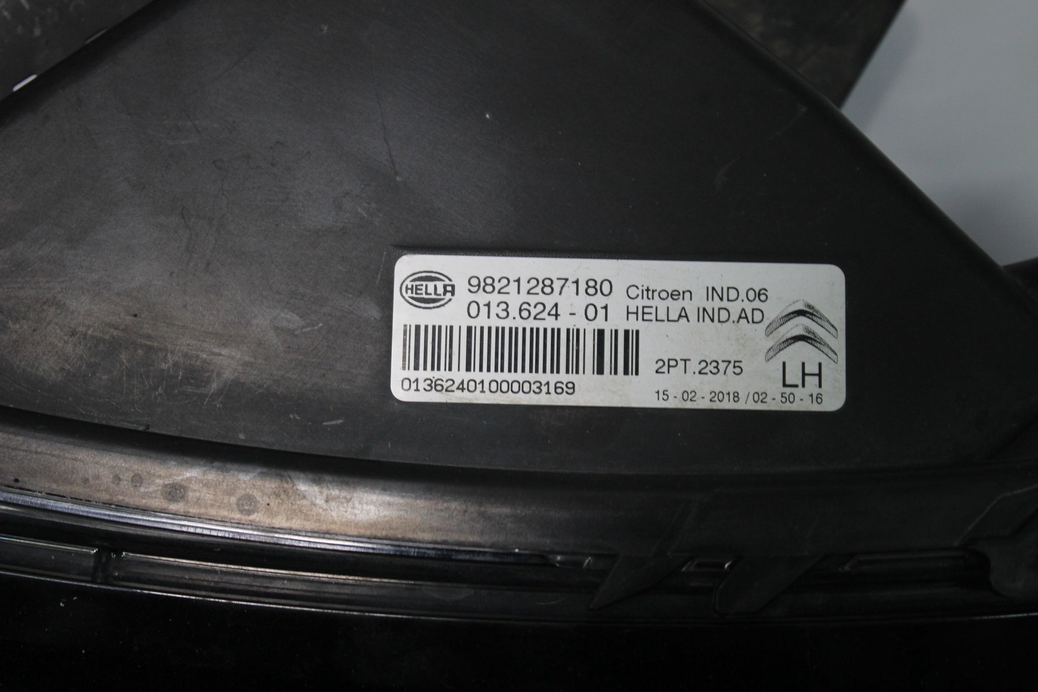 2018 CITROEN C4 CACTUS Left side DRL Daytime Running Light 9821287180