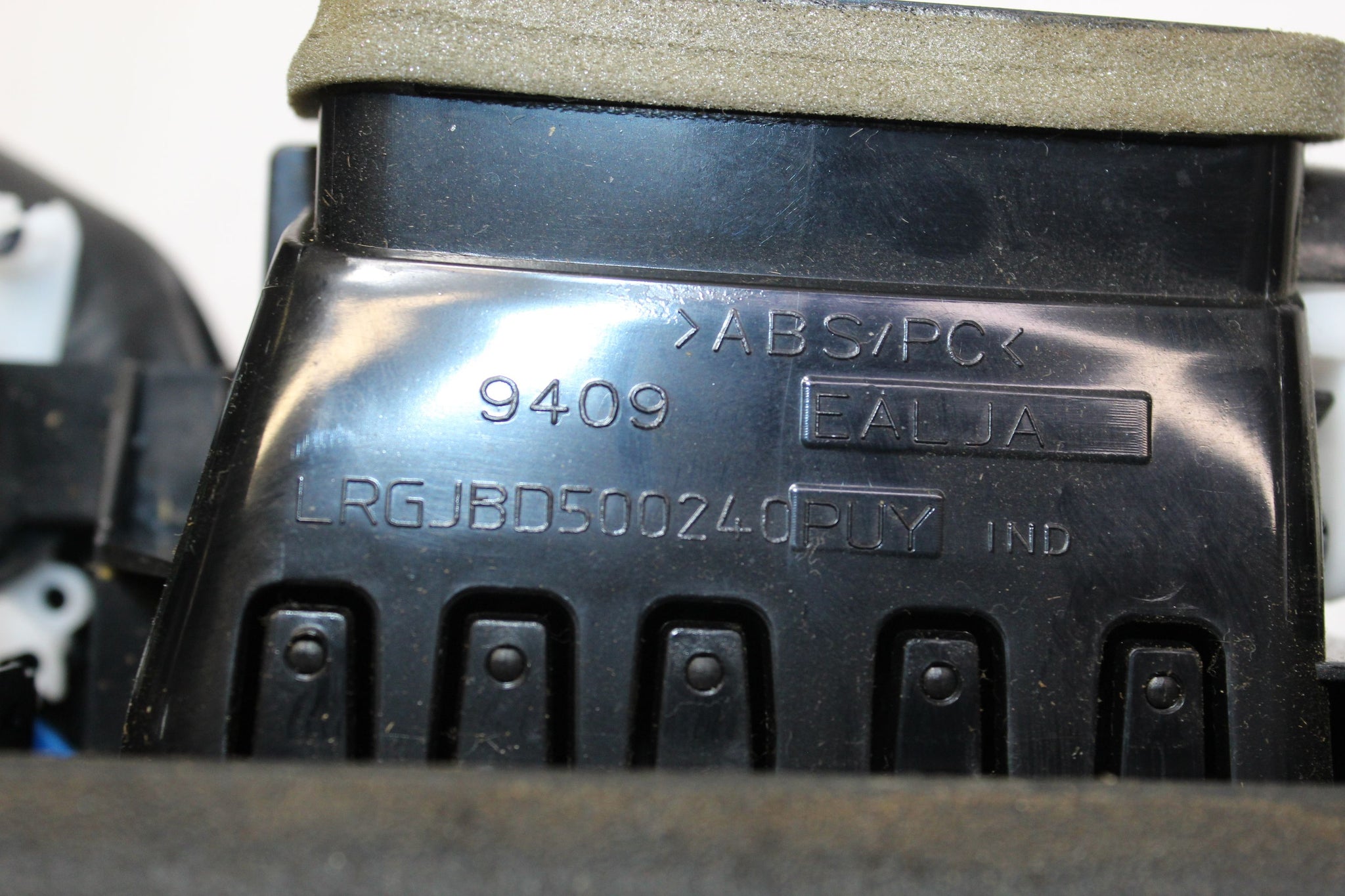 2011 RANGE ROVER VOGUE L322 Dashboard Centre Air Vent Engine Start Switch