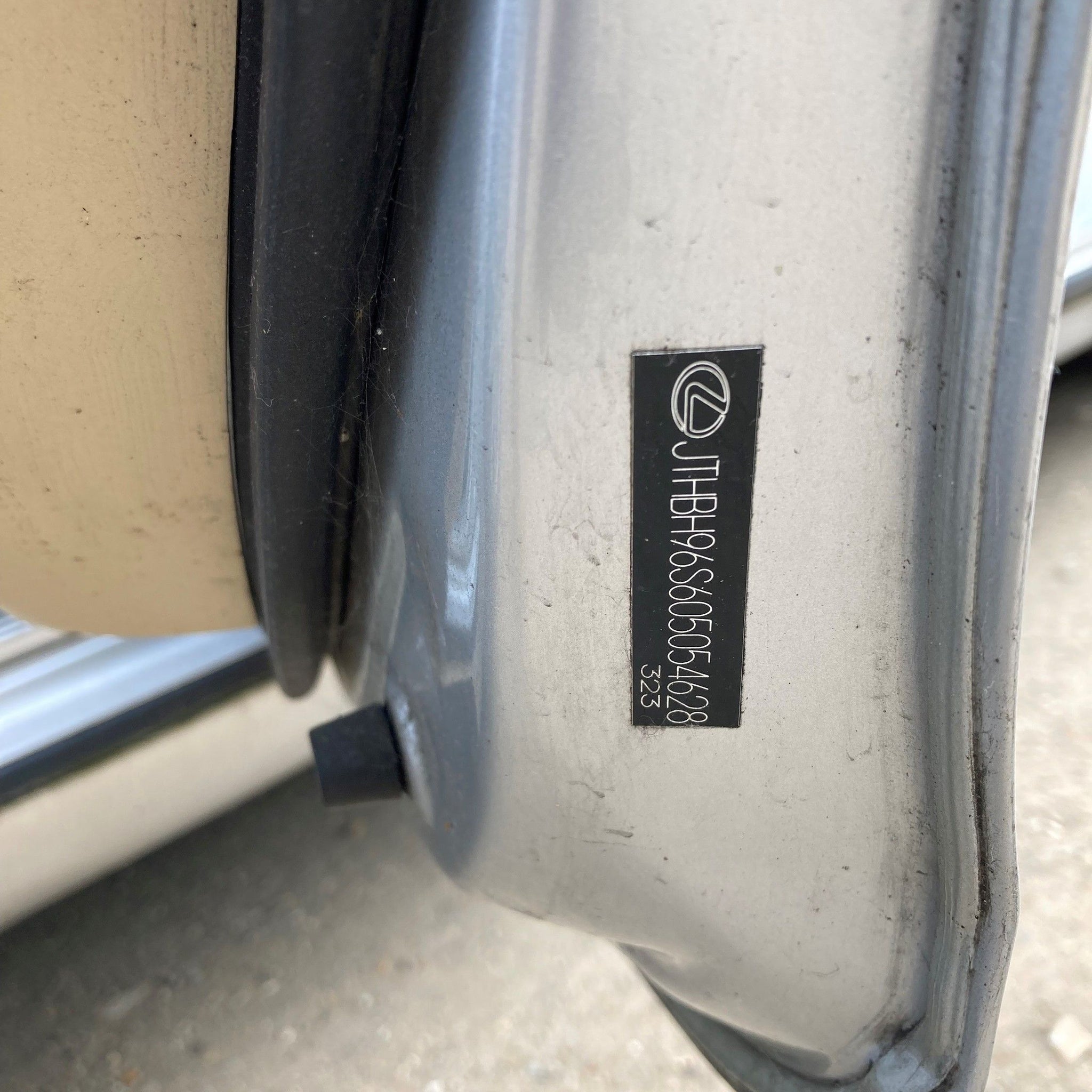 2007 LEXUS GS300 Driver side Rear Complete Door SILVER
