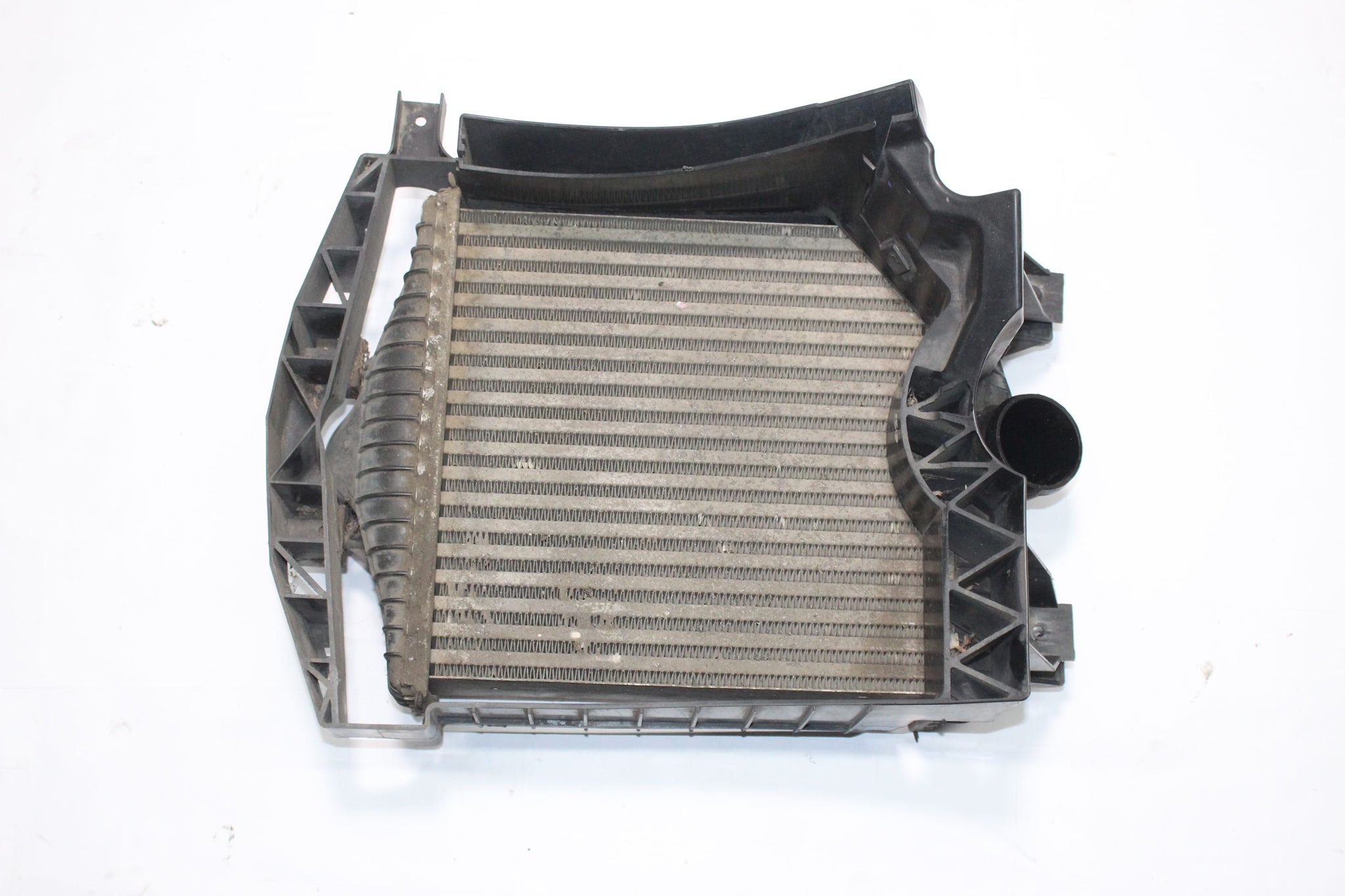 2014 RANGE ROVER VOGUE L405 4.4 Intercooler with Air Deflector Duct