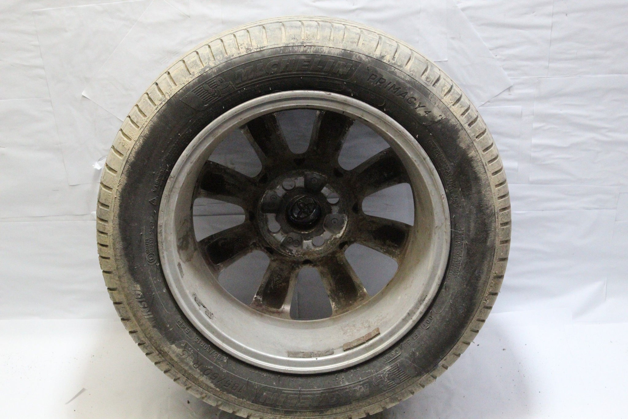 2011 TOYOTA YARIS Alloy Wheel with Tyre 185/60 R15 5.3MM