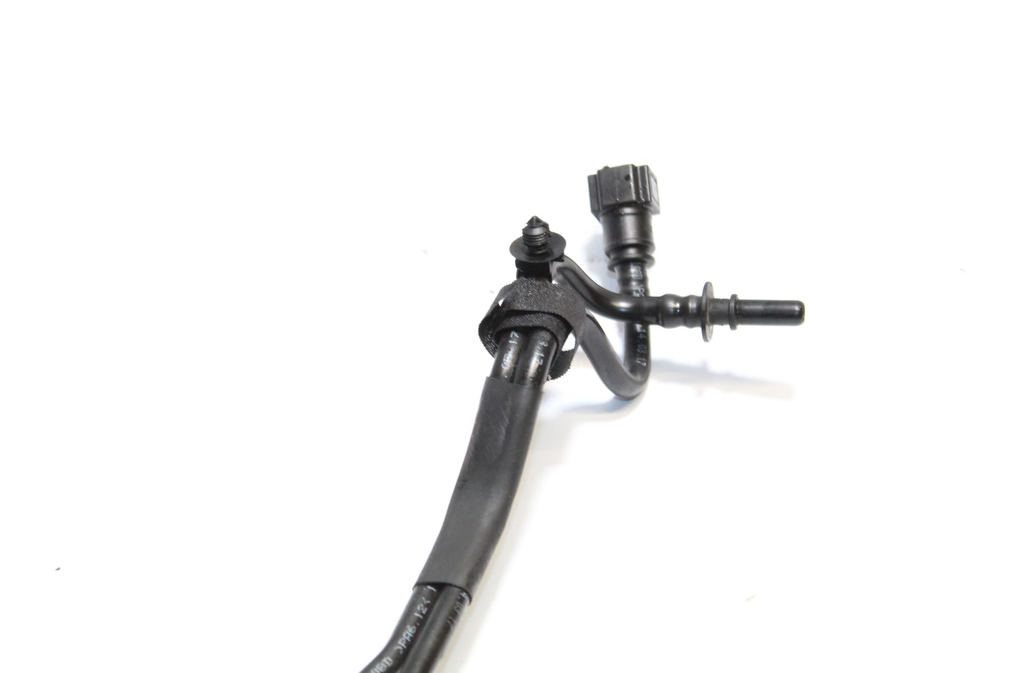 2017 JAGUAR F PACE 2.0 Fuel Pipe G4D3-9S468-CB