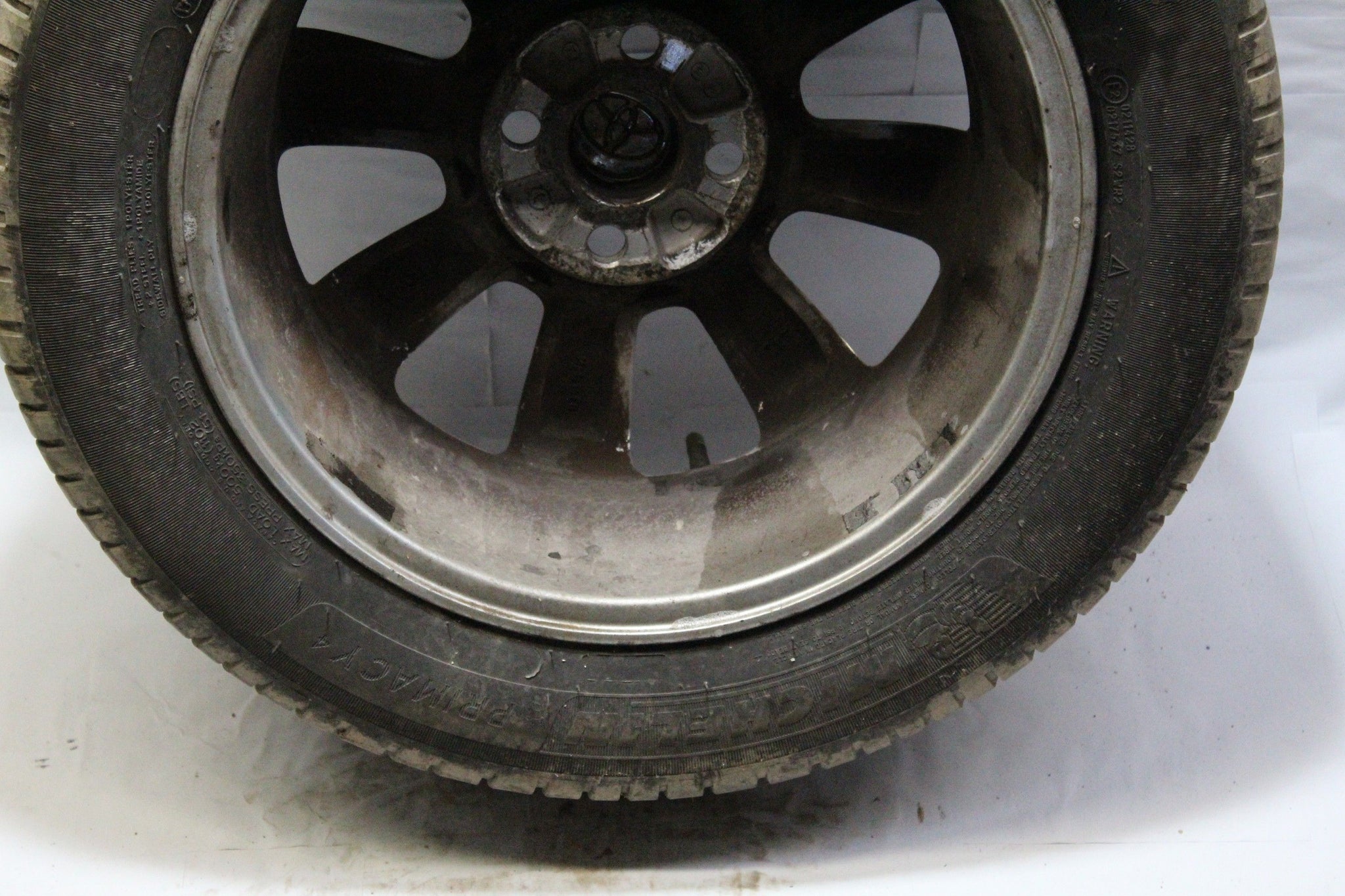 2011 TOYOTA YARIS Alloy Wheel with Tyre 185/60 R15 4.2MM