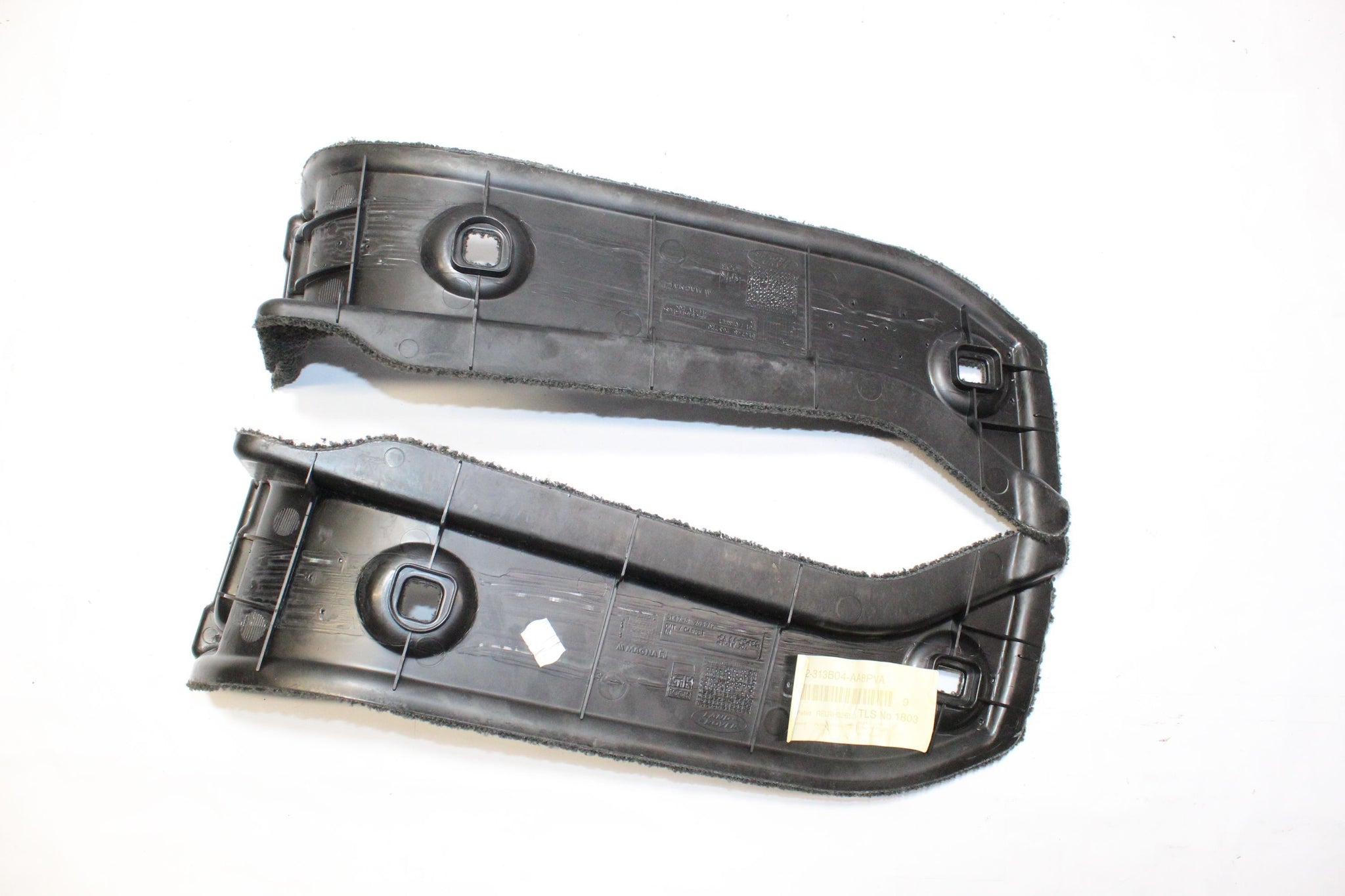 2010 RANGE ROVER VOGUE L322 BOOT CARPET TRIM PANELS (PAIR)