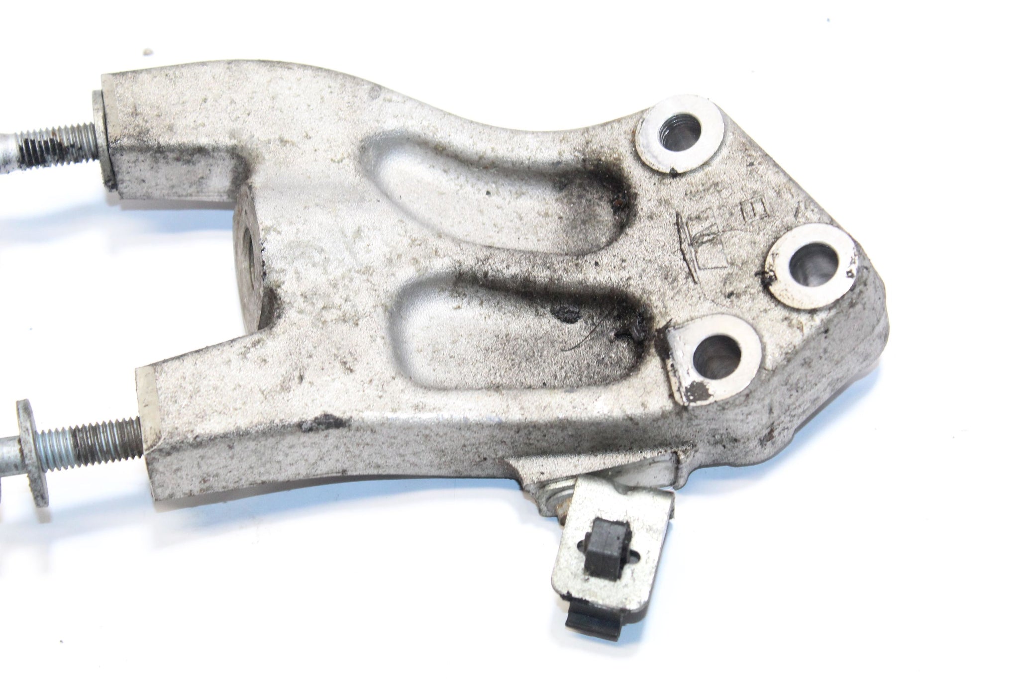 2017 MASERATI GHIBLI 3.0 Engine Mount Bracket 2159F